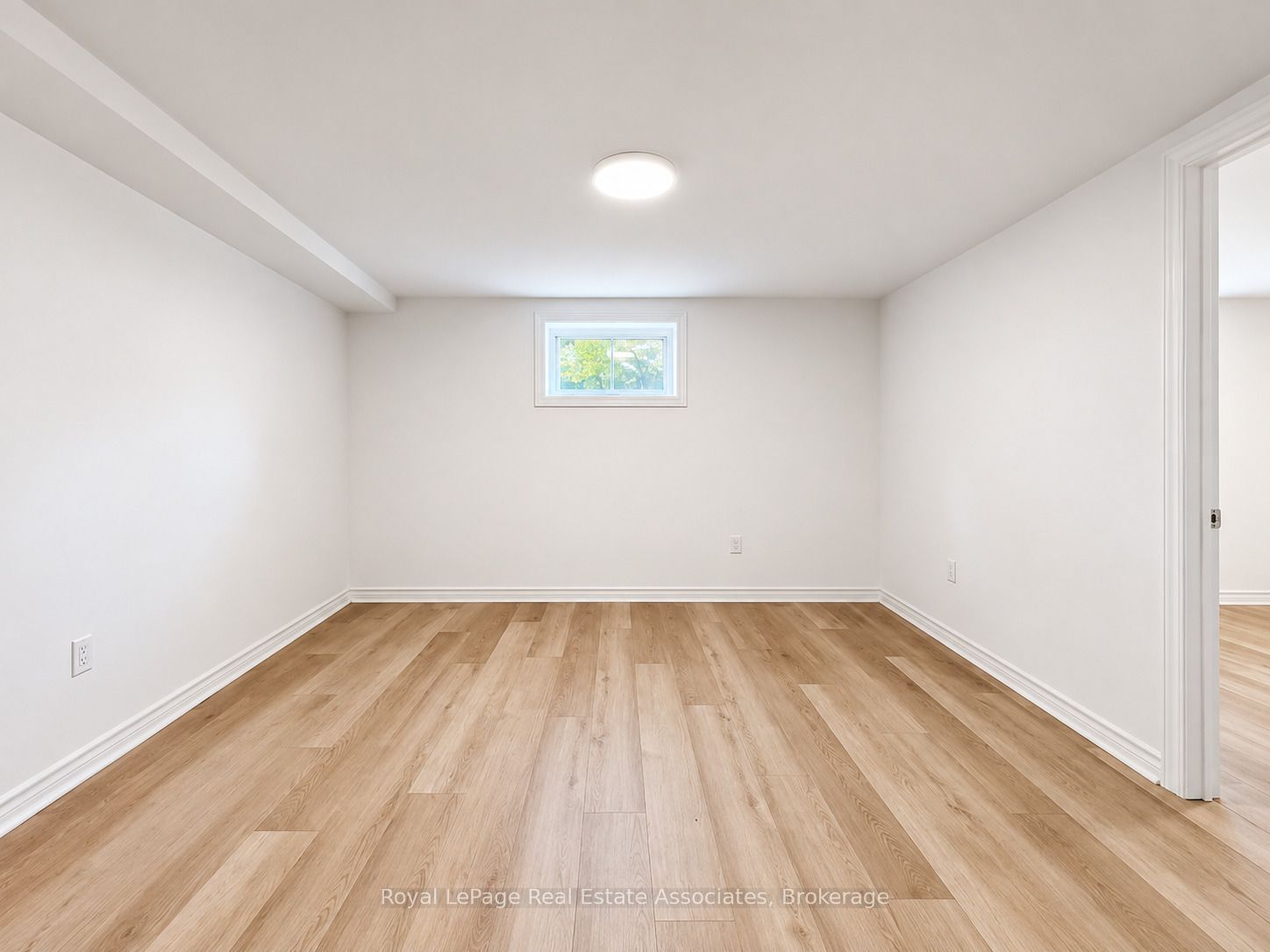 20 Silvercrest Avenue Bsmt, Toronto, ON M8W 2S4 photo 5
