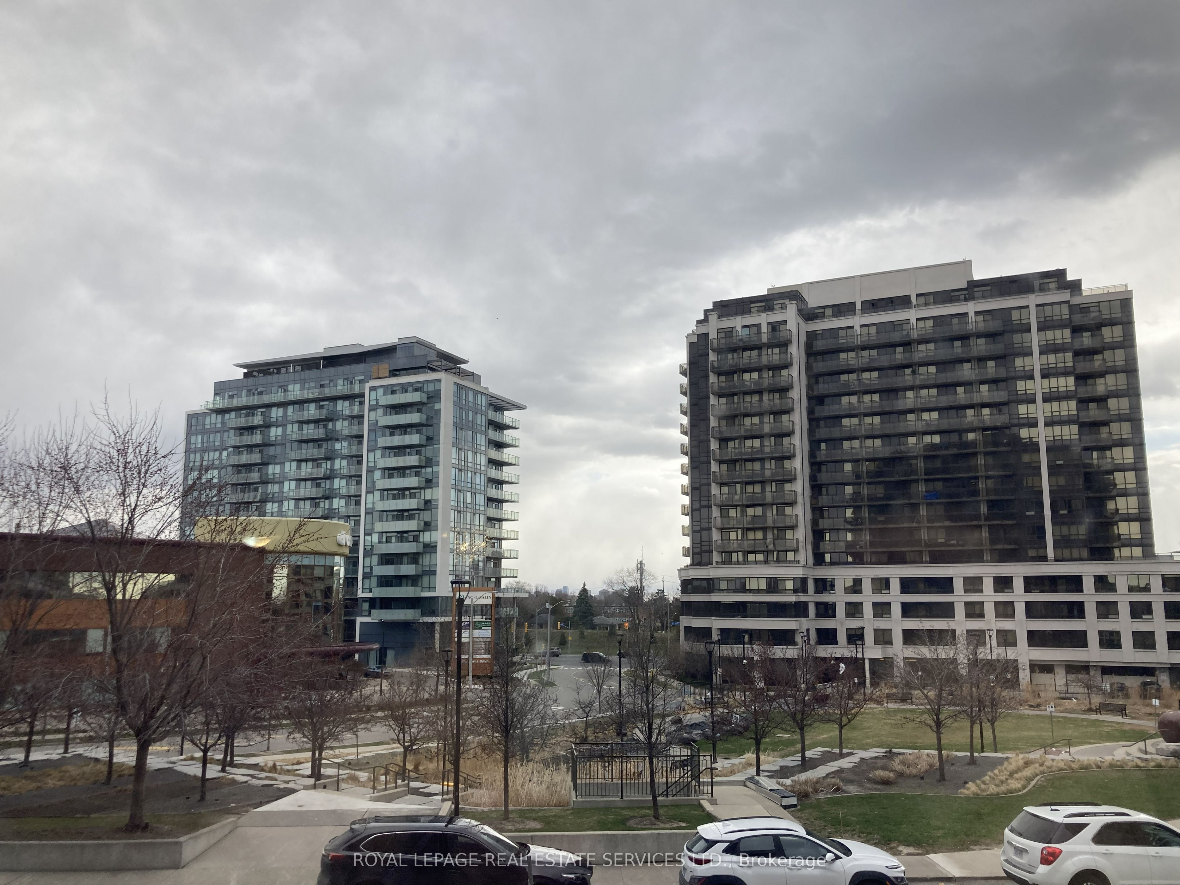 55 De Boers Drive 204, Toronto, ON M3J 0G5 photo 2
