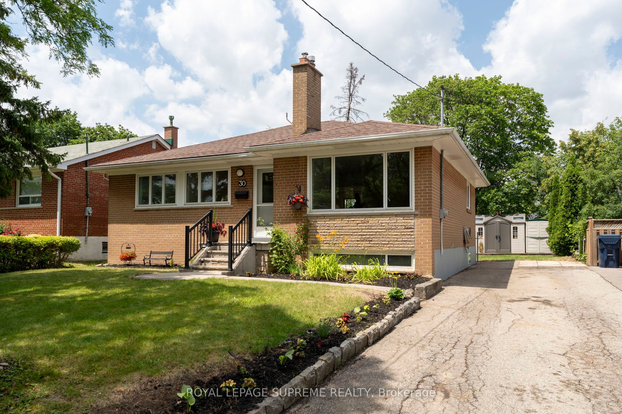 30 Benway Drive, Toronto, ON M9W 1Z3 photo 2