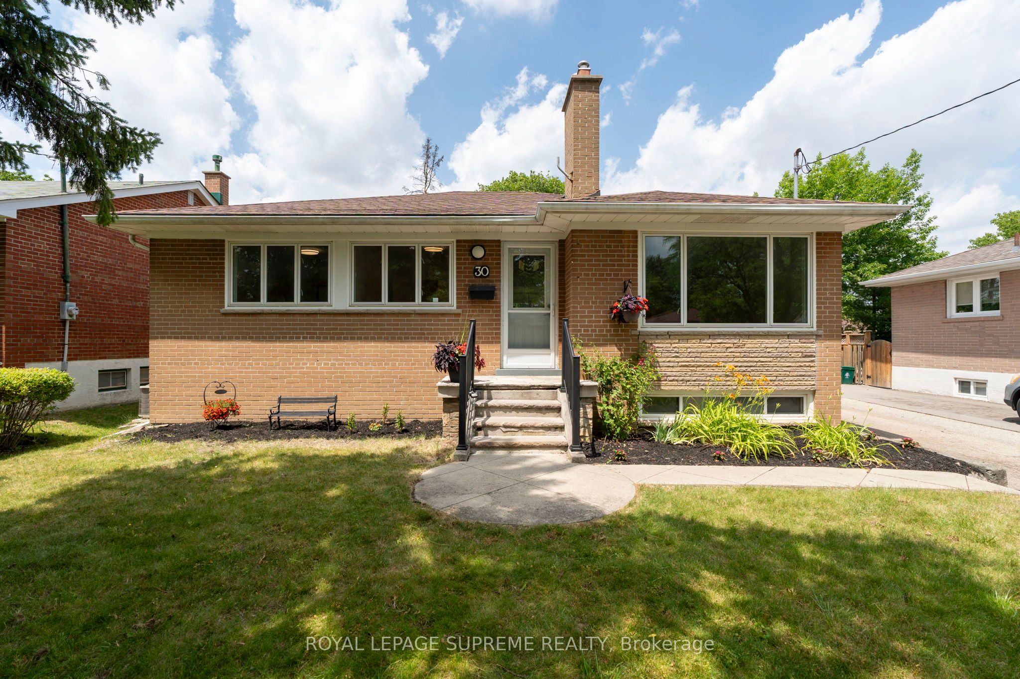 30 Benway Drive, Toronto, ON M9W 1Z3 photo 4