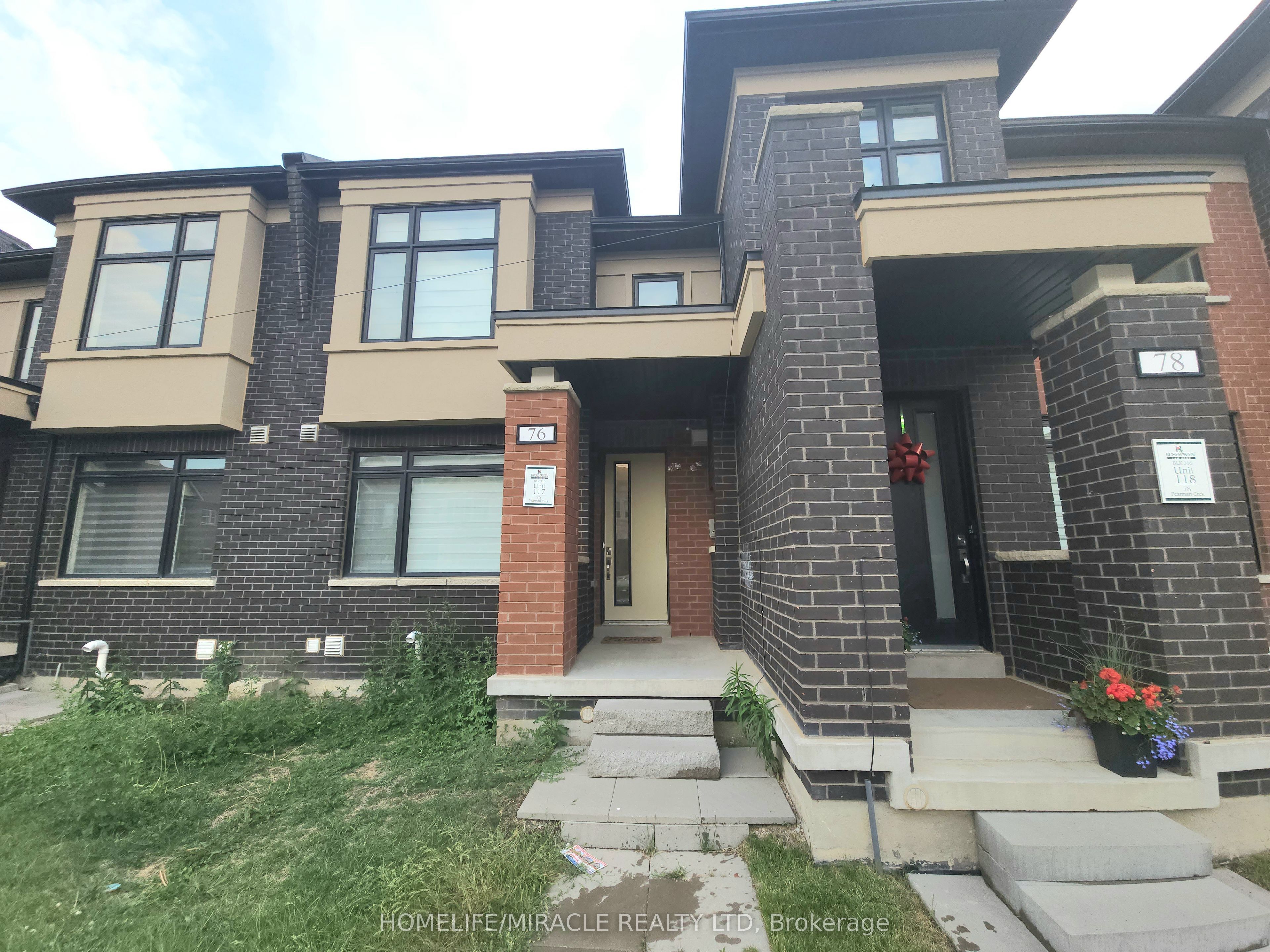 76 Pearman Crescent, Brampton, ON L7A 4Y9 photo 2