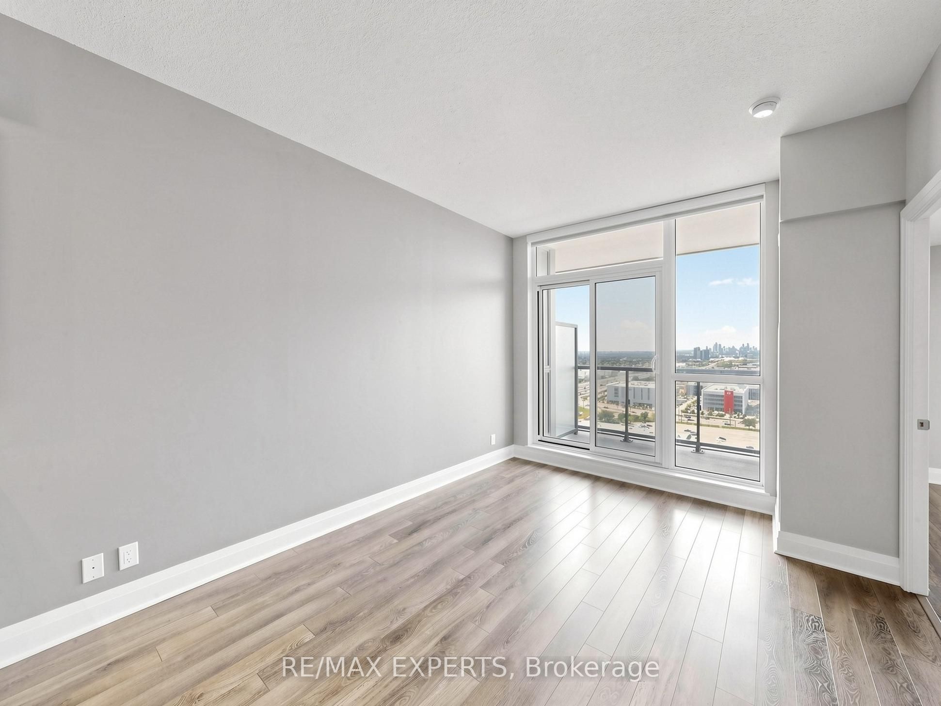 15 Zorra Street 2108, Toronto, ON M8Z 0C1 photo 4