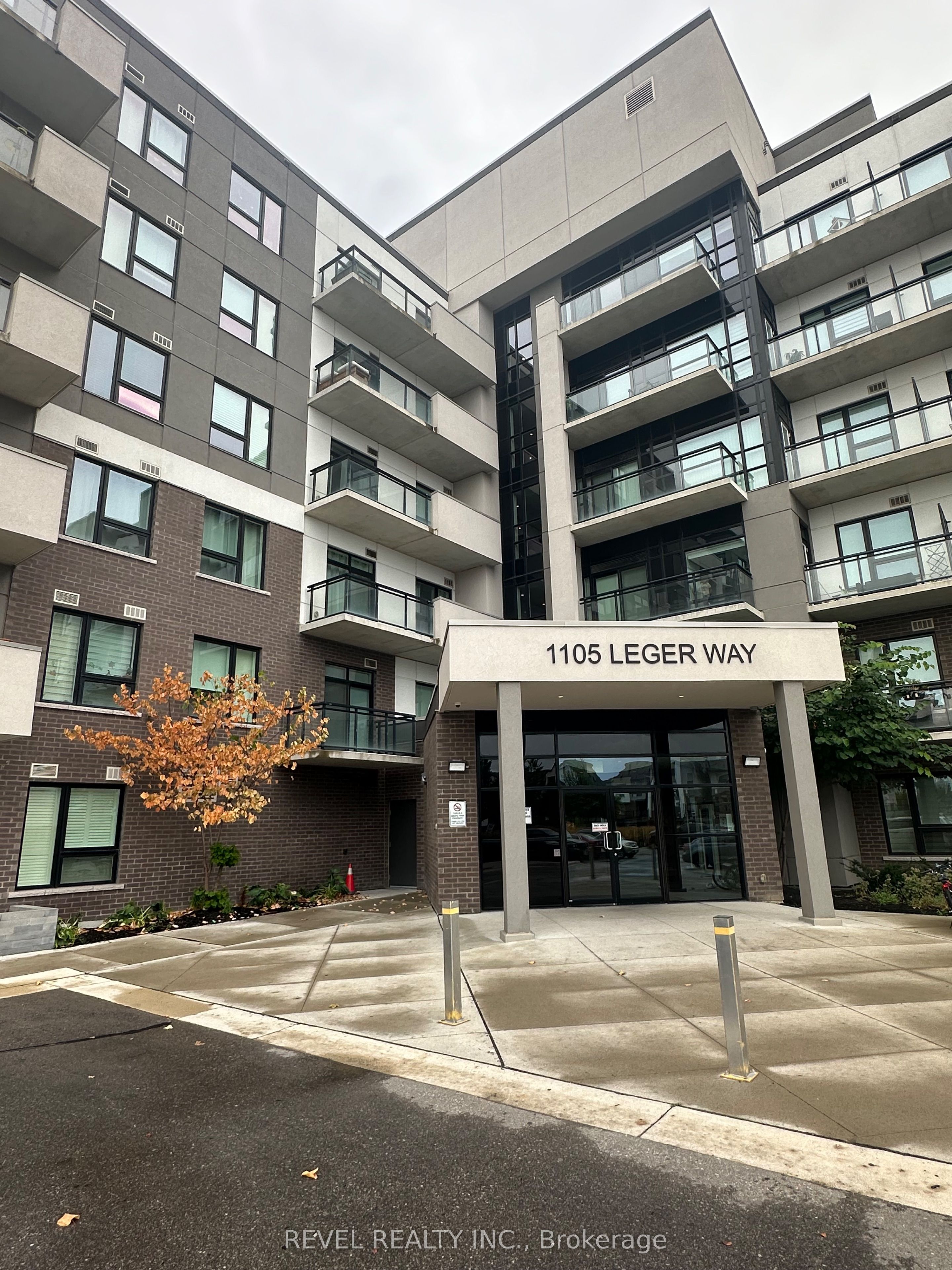 1105 Leger Way 213, Milton, ON L9E 1K7