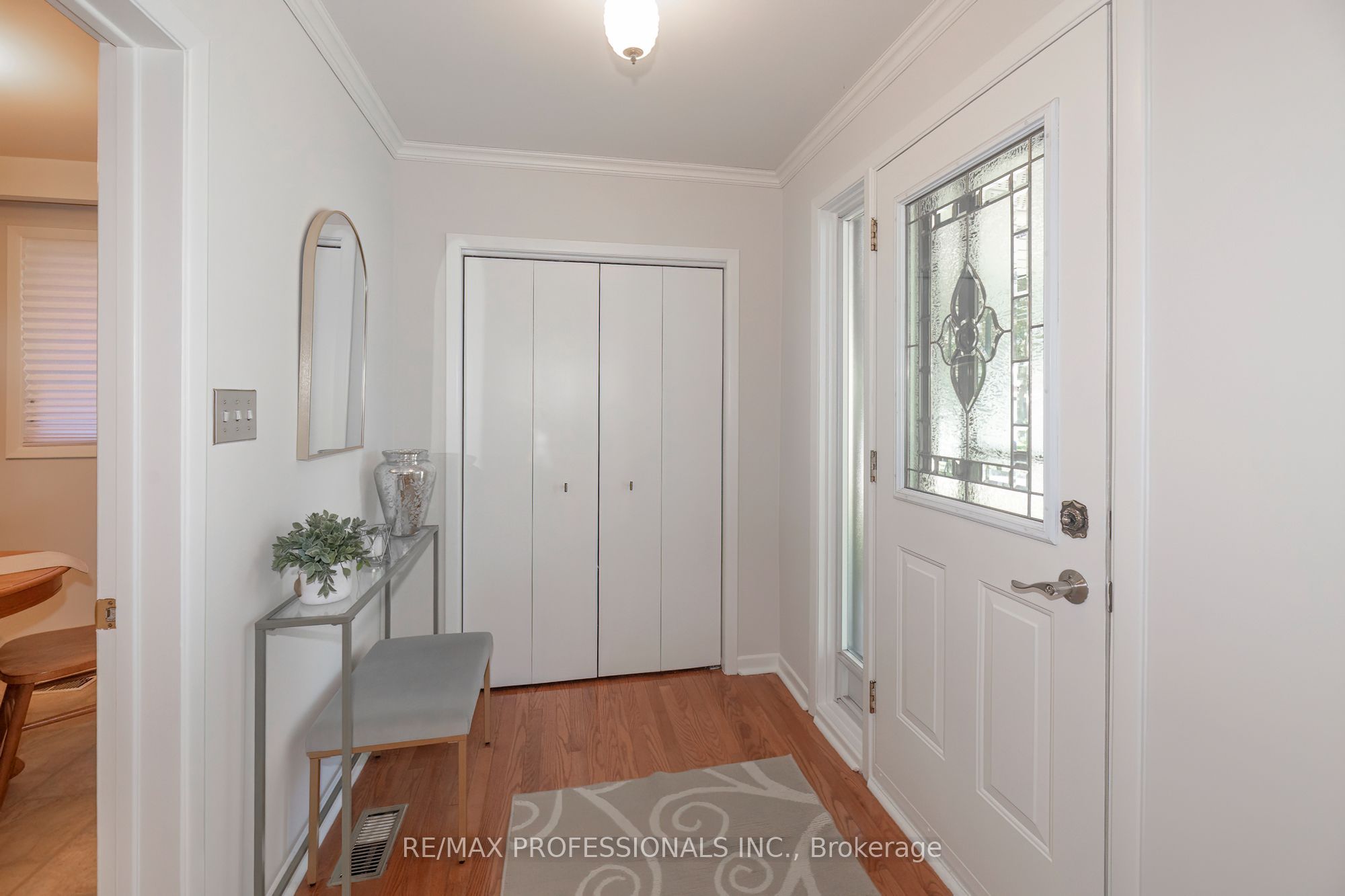 97 Freemont Avenue, Toronto, ON M9P 2X1 photo 4