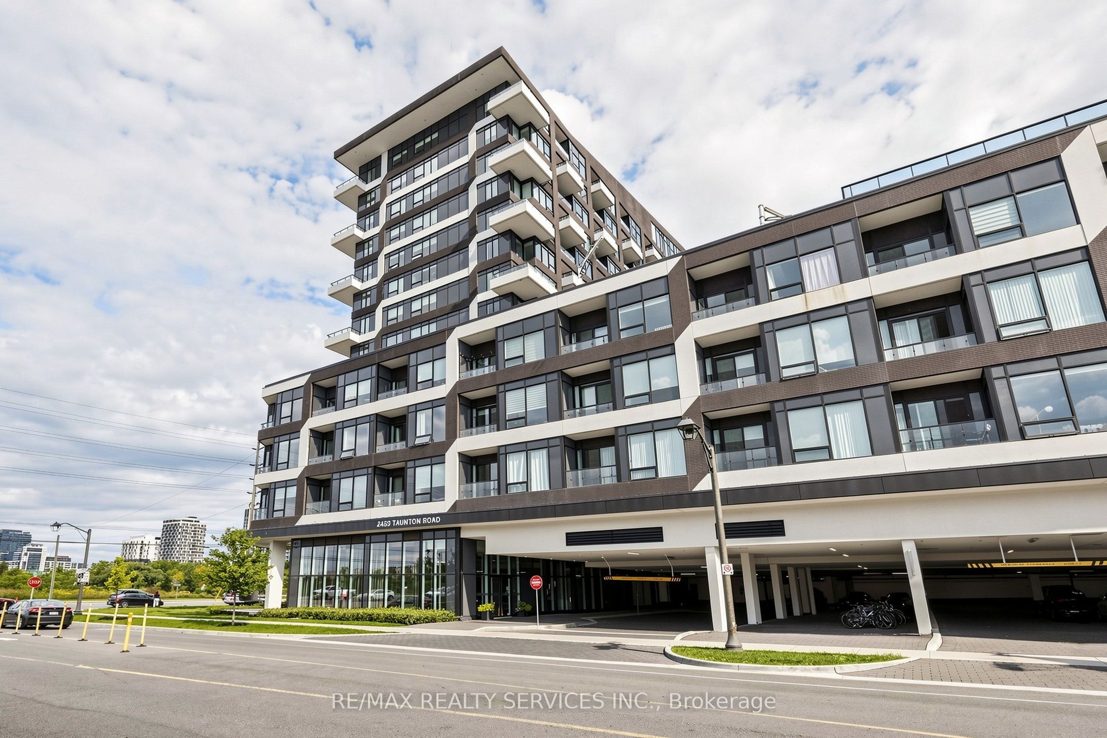 2489 Taunton Road 511, Oakville, ON L6H 3R9 photo 2