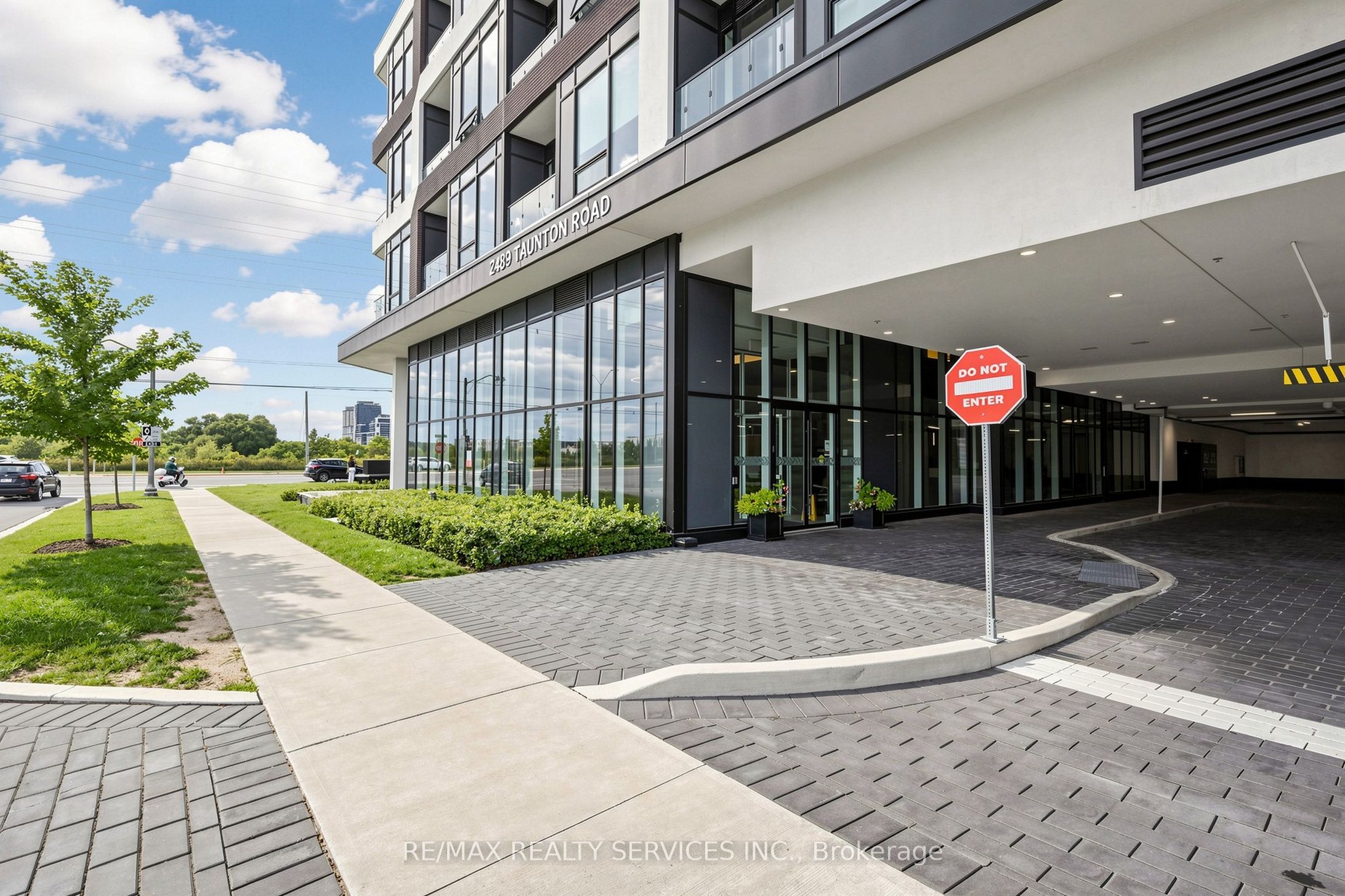2489 Taunton Road 511, Oakville, ON L6H 3R9 photo 3