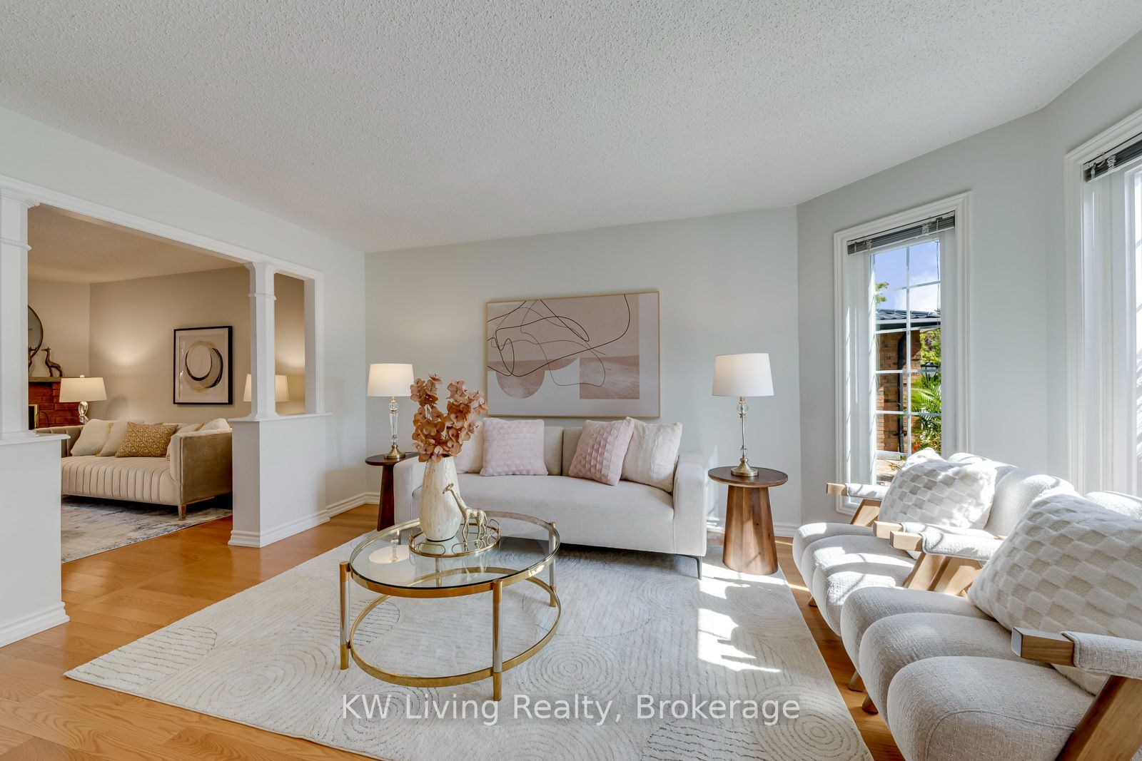 531 Avonwick Avenue, Mississauga, ON L5R 3M9 photo 4