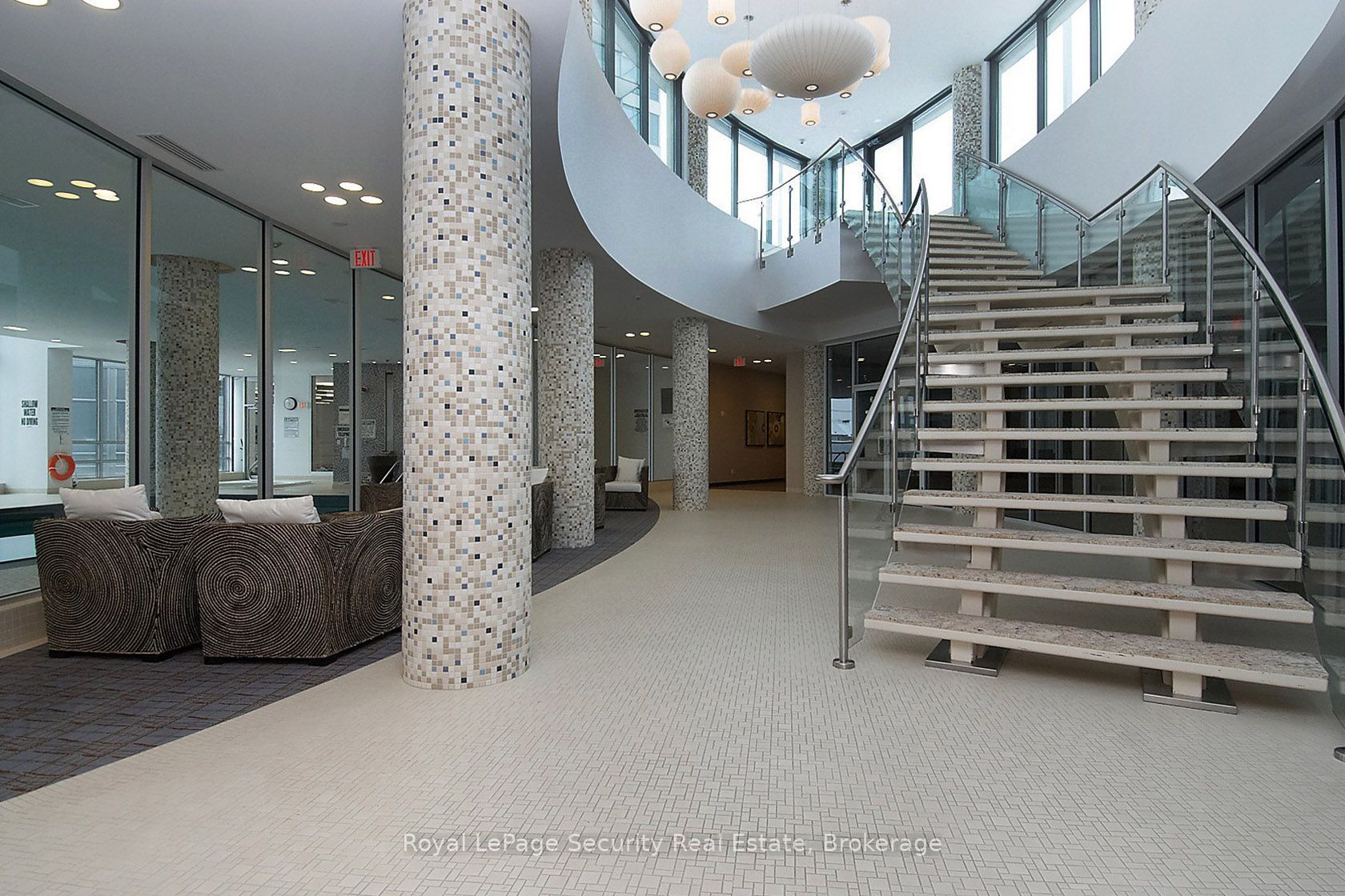 15 Legion Road 1403, Toronto, ON M8V 0A9 photo 2