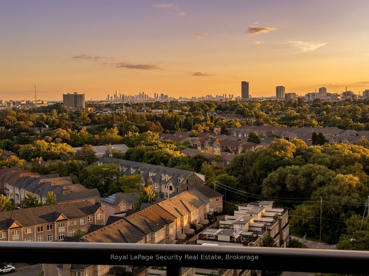 15 Legion Road 1403, Toronto, ON M8V 0A9 photo 5