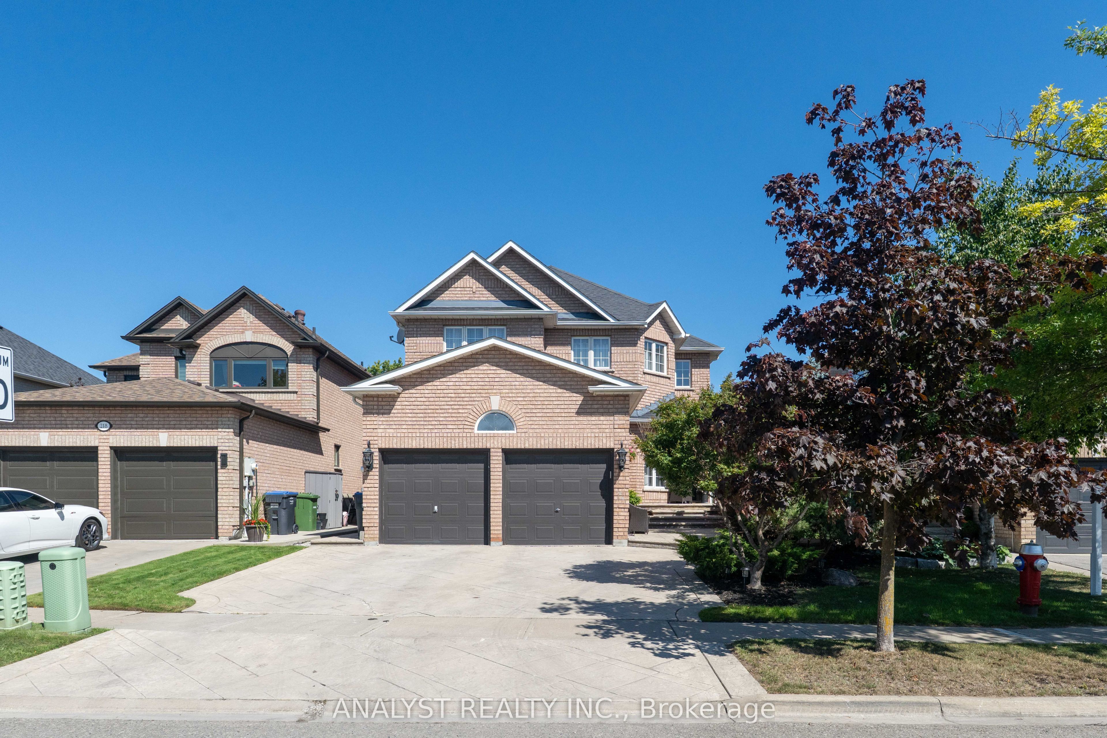 216 Waterbury Street, Caledon, ON L7E 2H9 photo 4