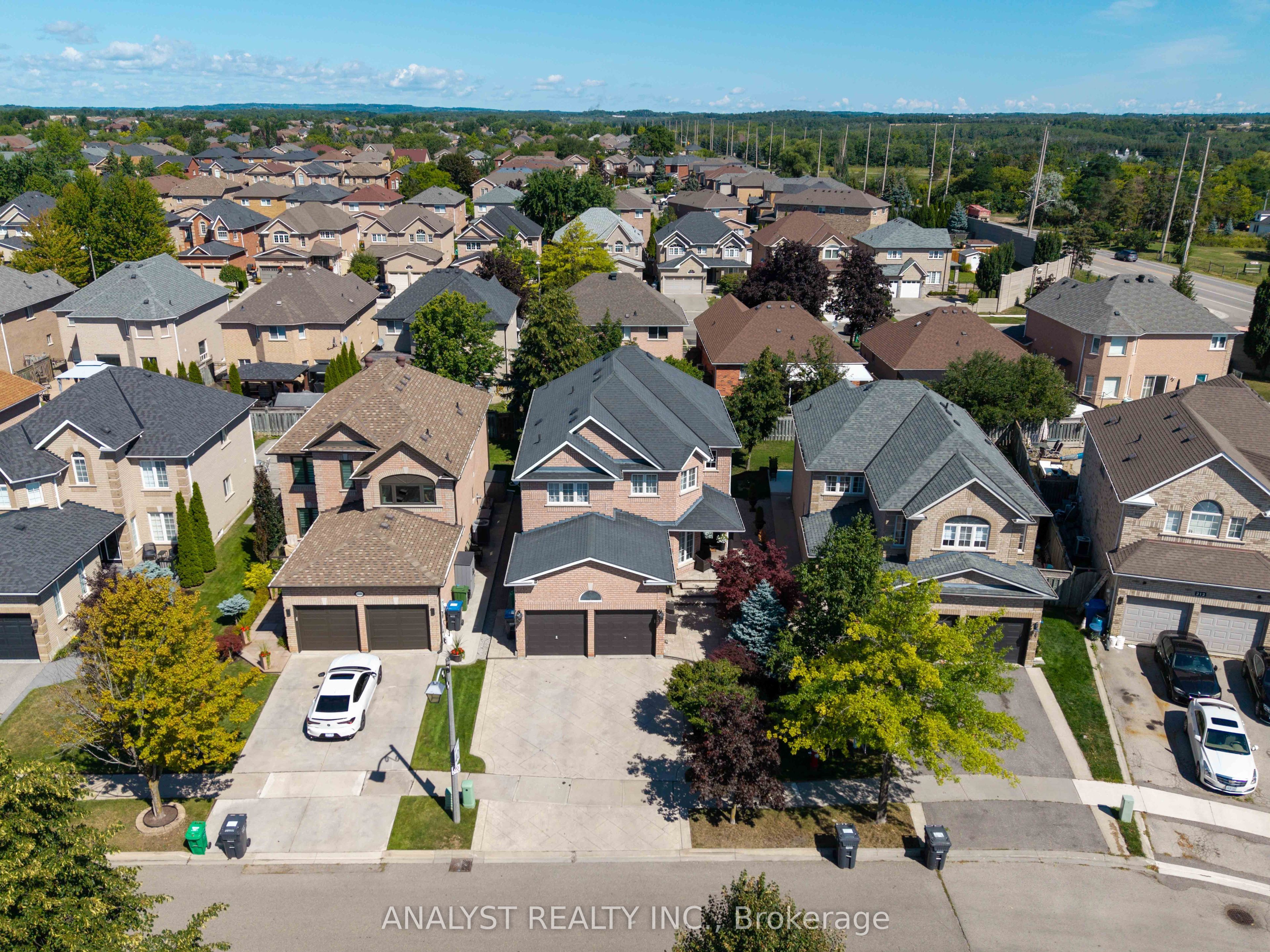 216 Waterbury Street, Caledon, ON L7E 2H9 photo 5