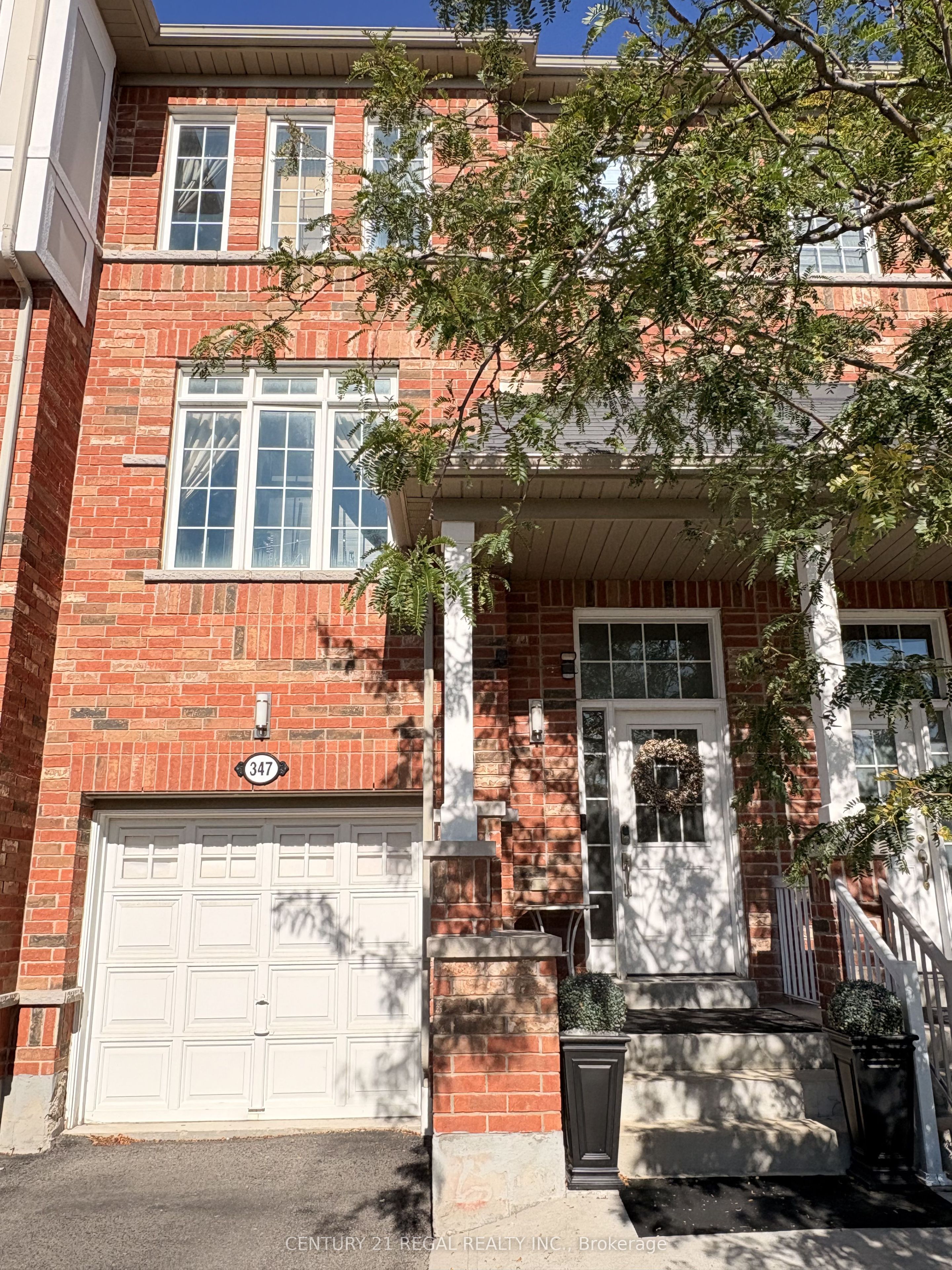 347 Aspendale Crescent, Mississauga, ON L5W 0E7 photo 2
