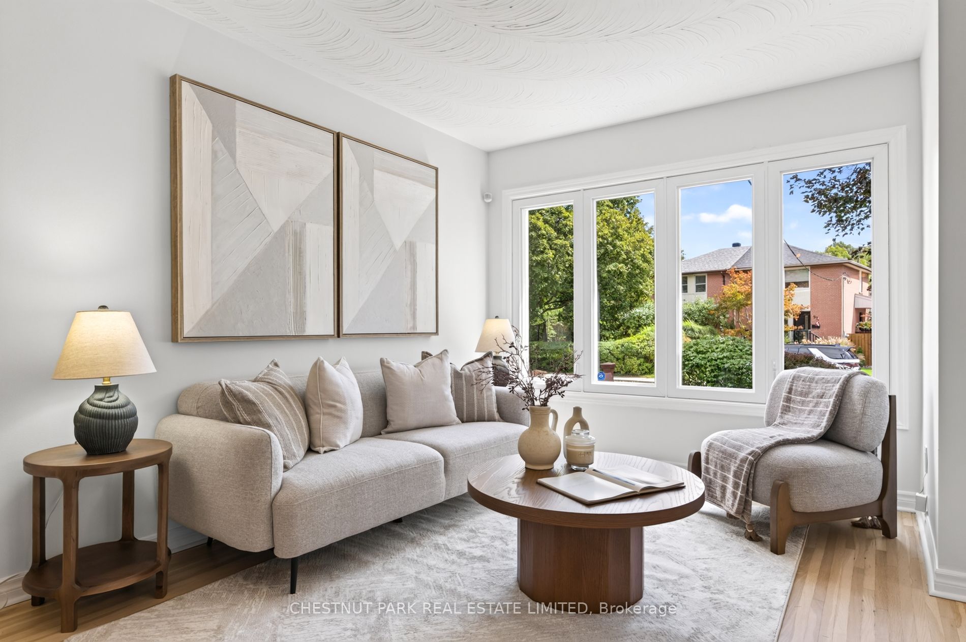 64 Pasadena Gardens, Toronto, ON M6S 4R5 photo 5