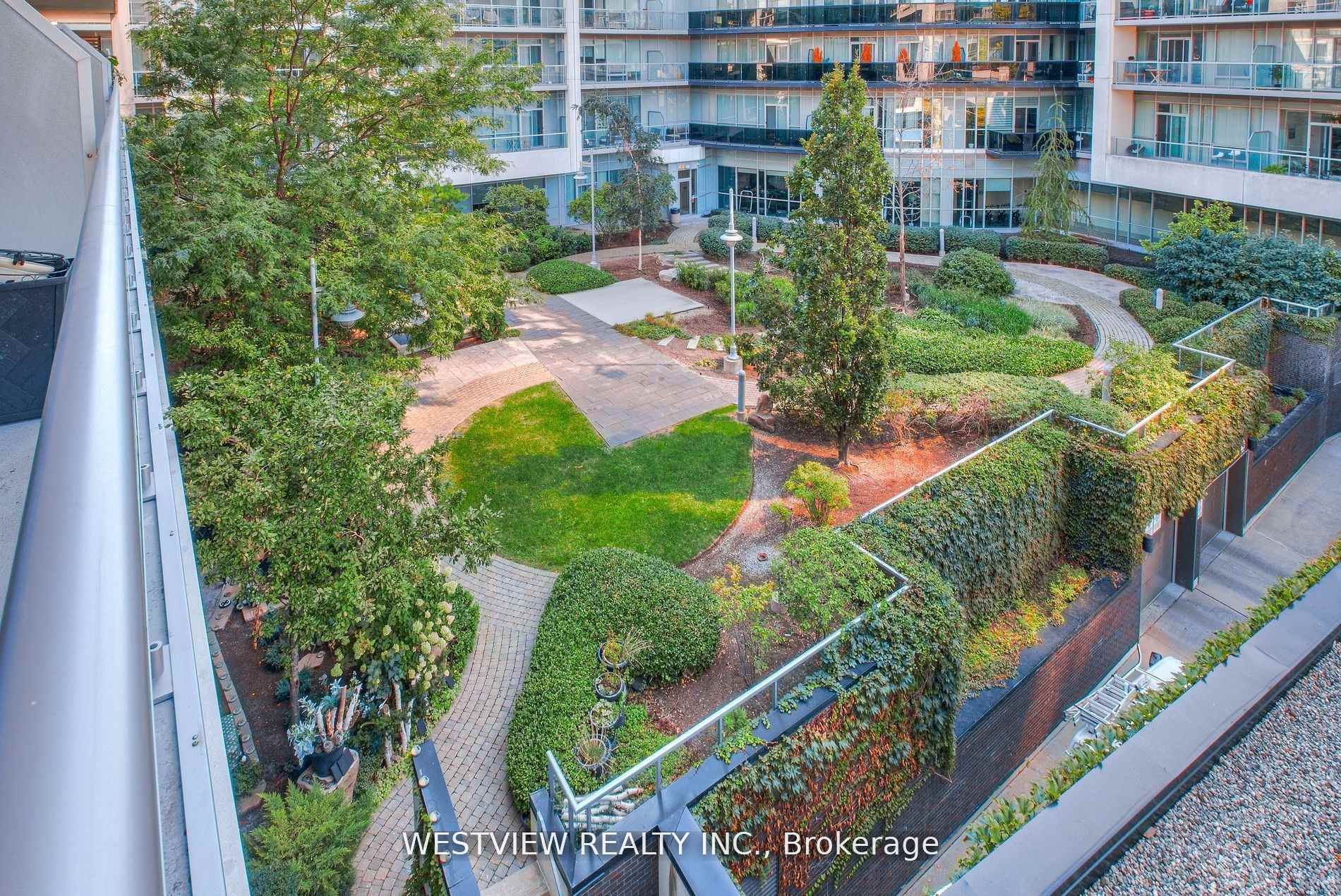 80 Marine Parade Drive 311, Toronto, ON M8V 0A3 photo 4