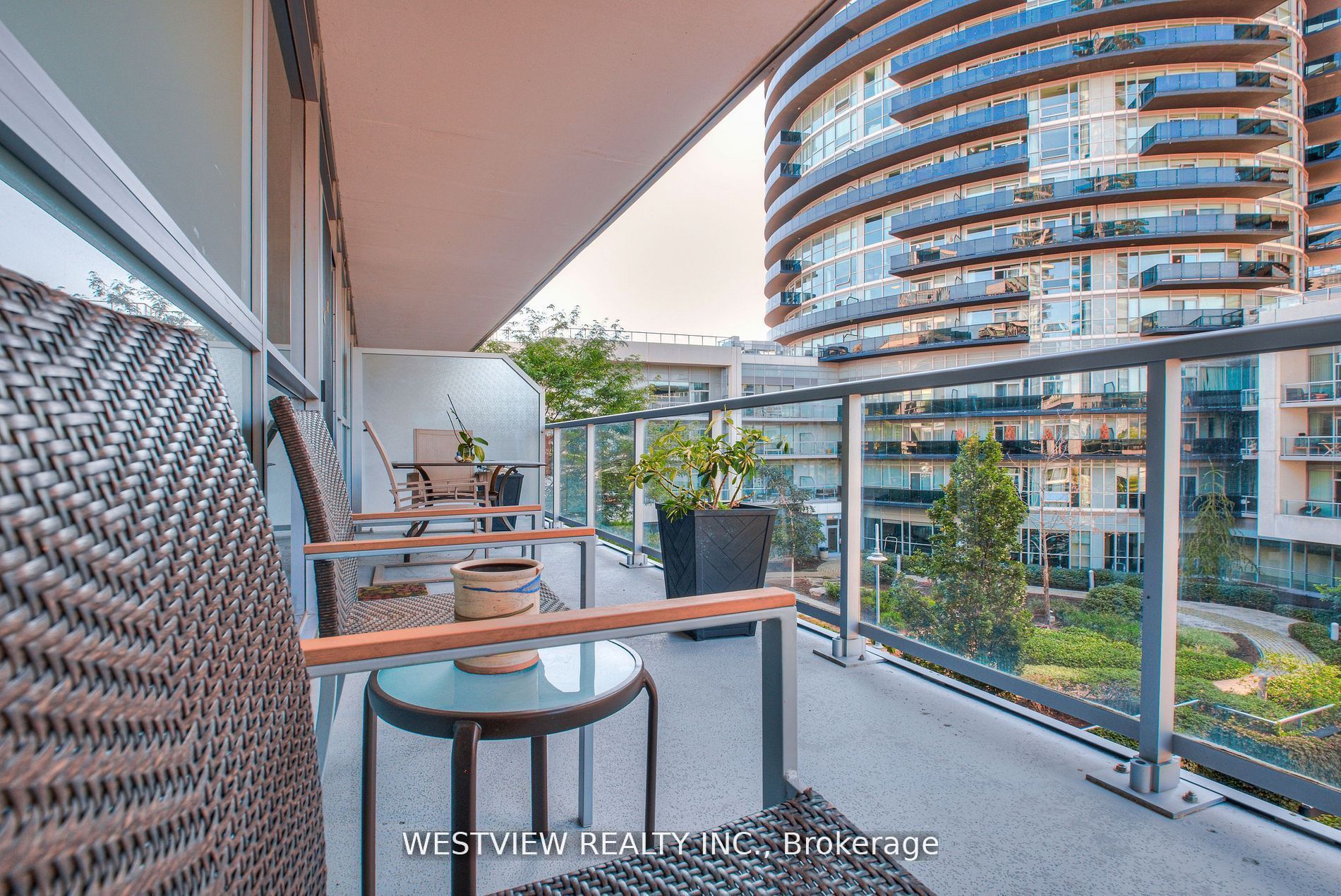 80 Marine Parade Drive 311, Toronto, ON M8V 0A3 photo 5