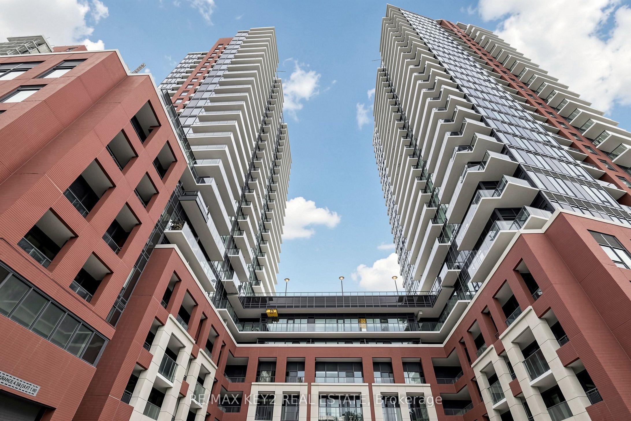 4010 Eglinton Avenue W 1415, Toronto, ON M9A 0G5