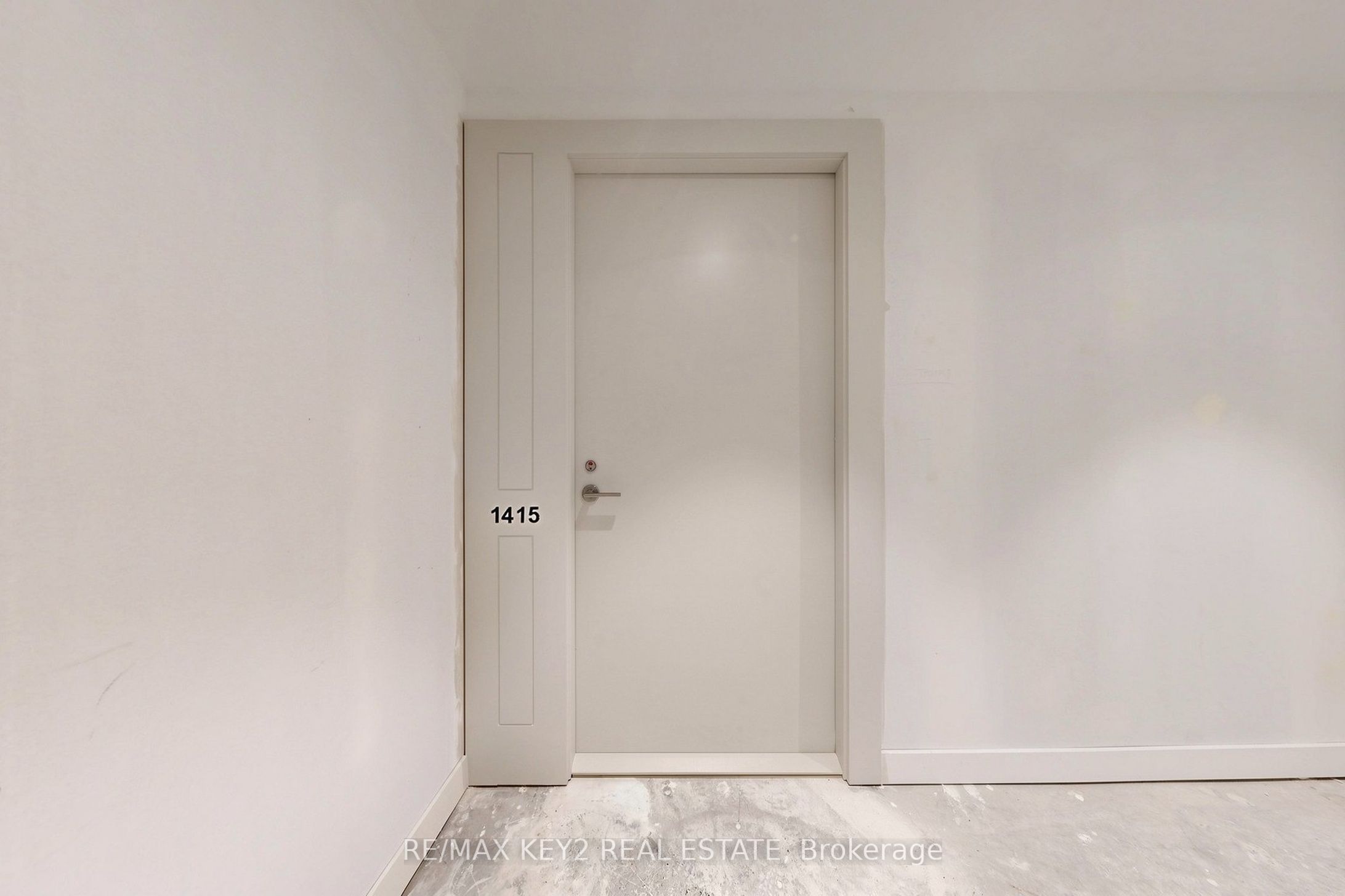 4010 Eglinton Avenue W 1415, Toronto, ON M9A 0G5 photo 2