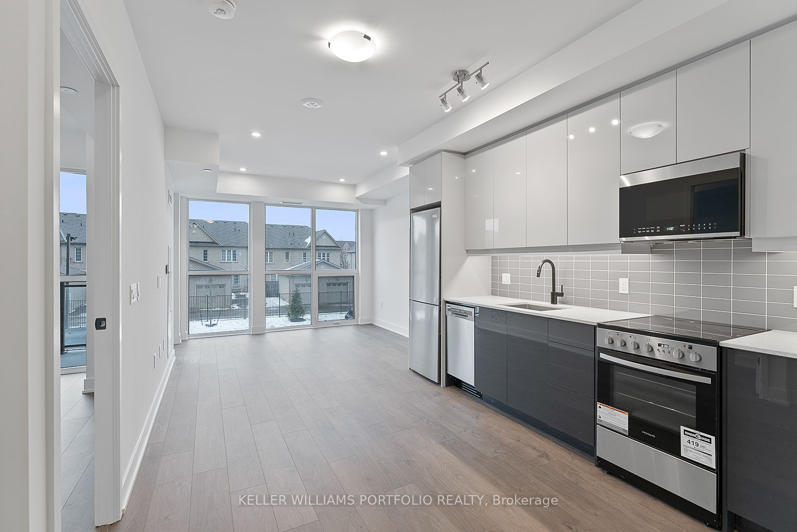 2343 Khalsa Gate 228, Oakville, ON L6M 5R6 photo 5