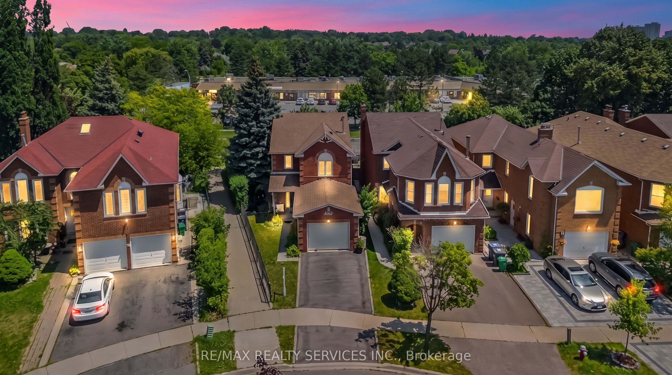 76 Leeward Drive, Brampton, ON L6S 5V8
