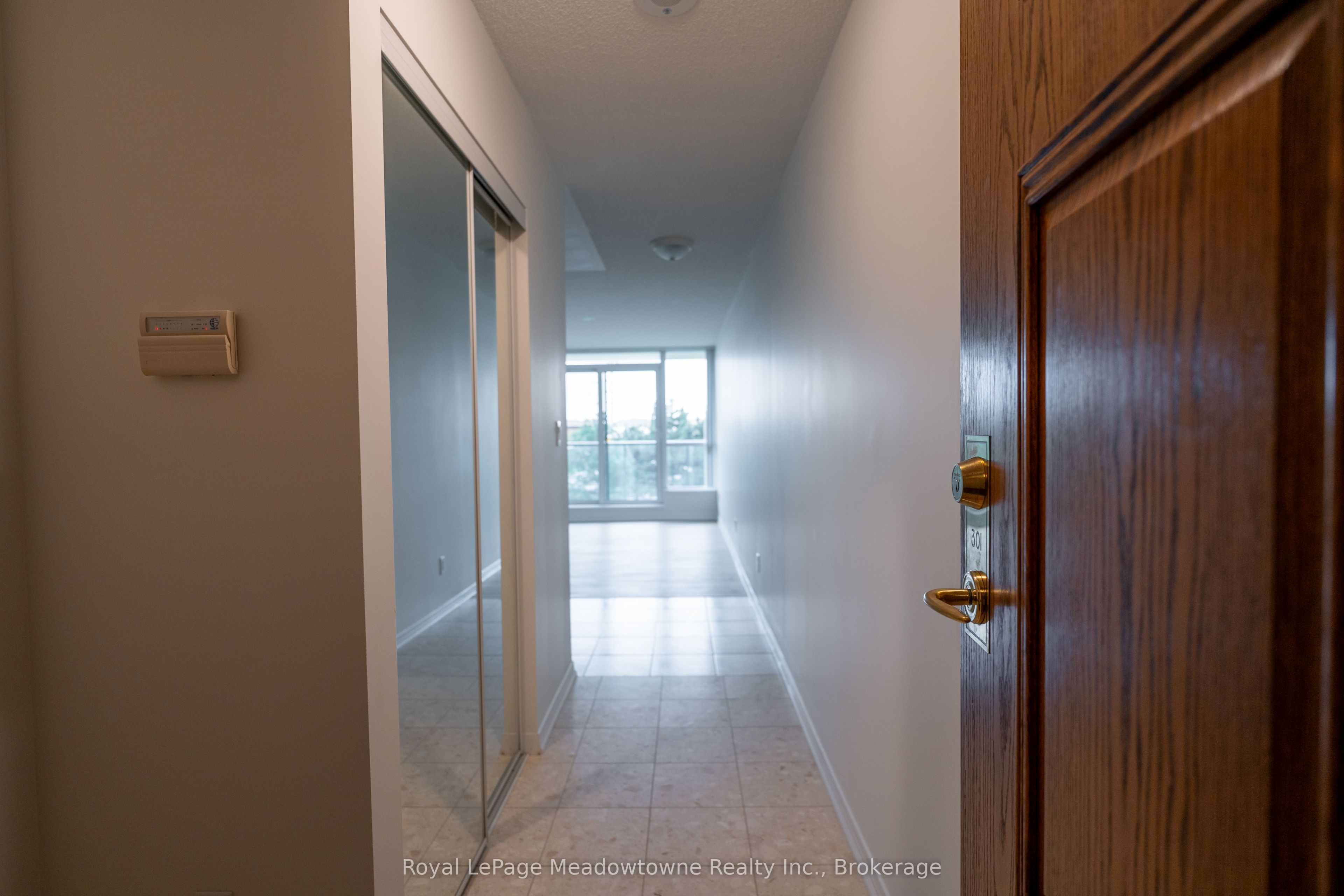 4879 Kimbermount Avenue 301, Mississauga, ON L5M 7R8 photo 3