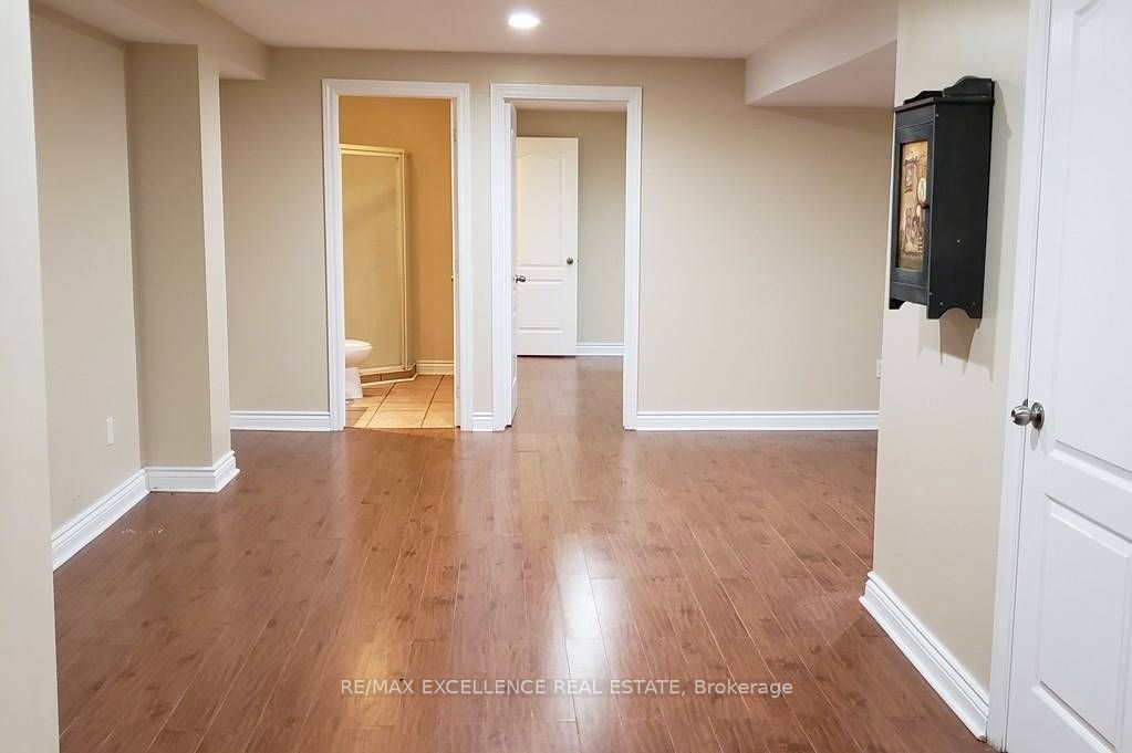 5553 Bonnie Street, Mississauga, ON L5M 0N7 photo 4