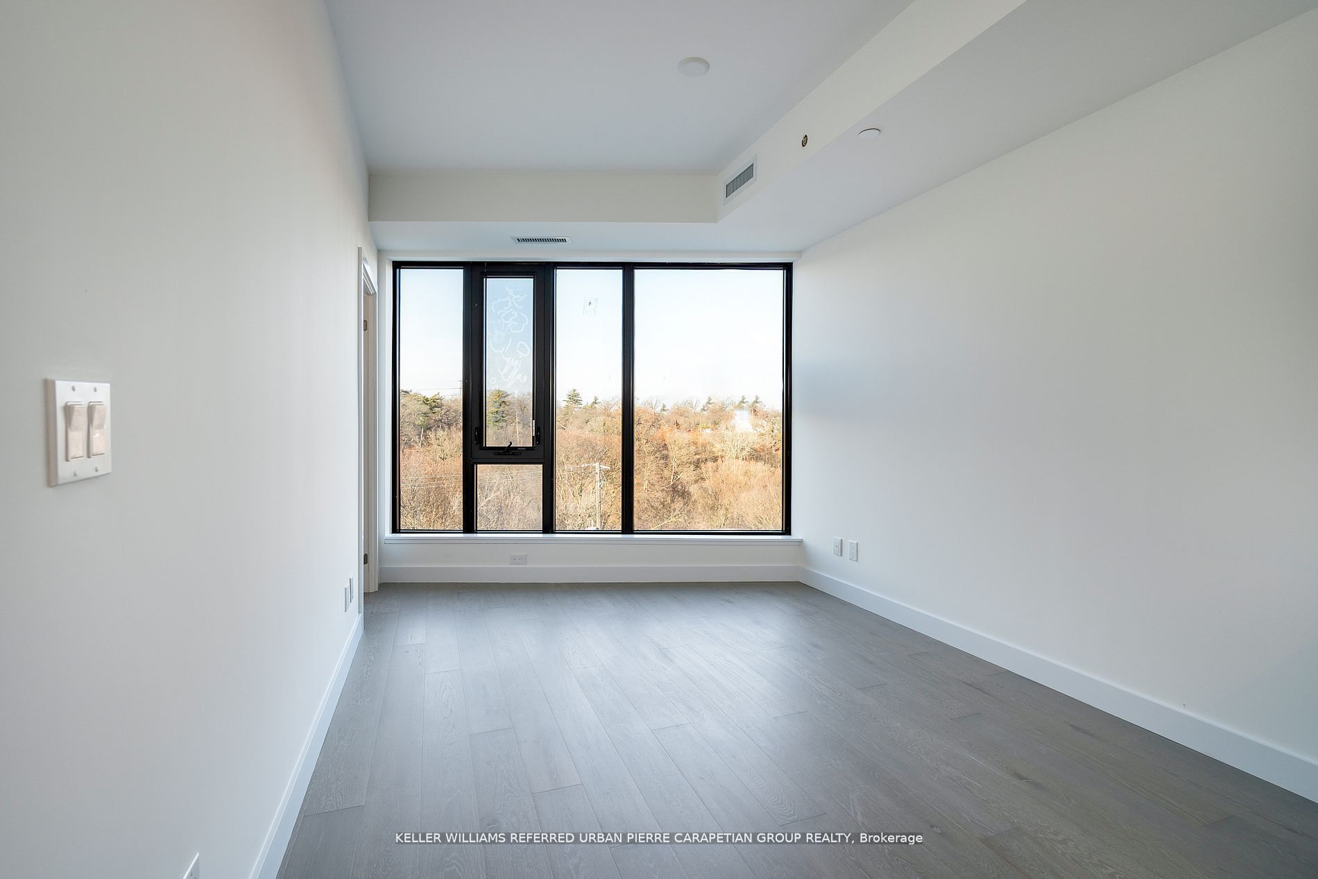 160 Kingsway Crescent 509, Toronto, ON M8X 0B5 photo 5