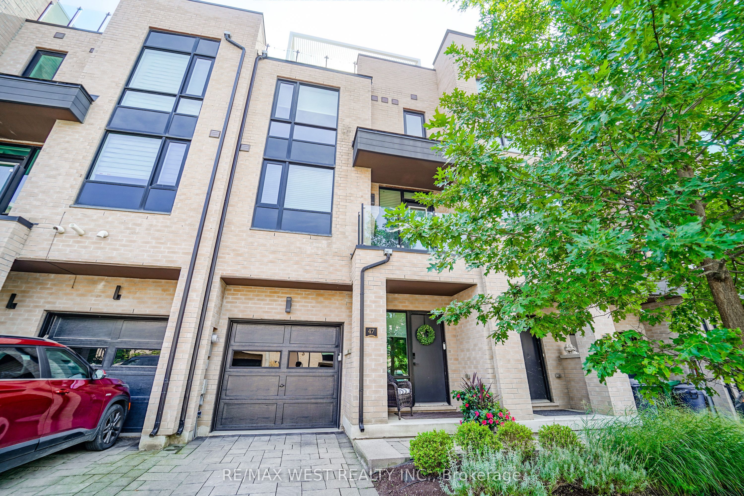 47 Pony Farm Drive, Toronto, ON M9R 0B3