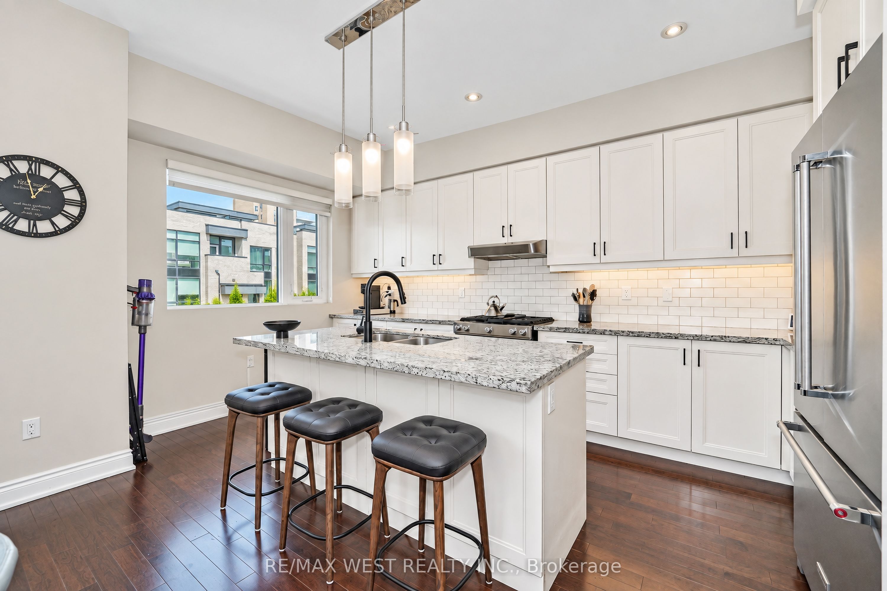 47 Pony Farm Drive, Toronto, ON M9R 0B3 photo 3
