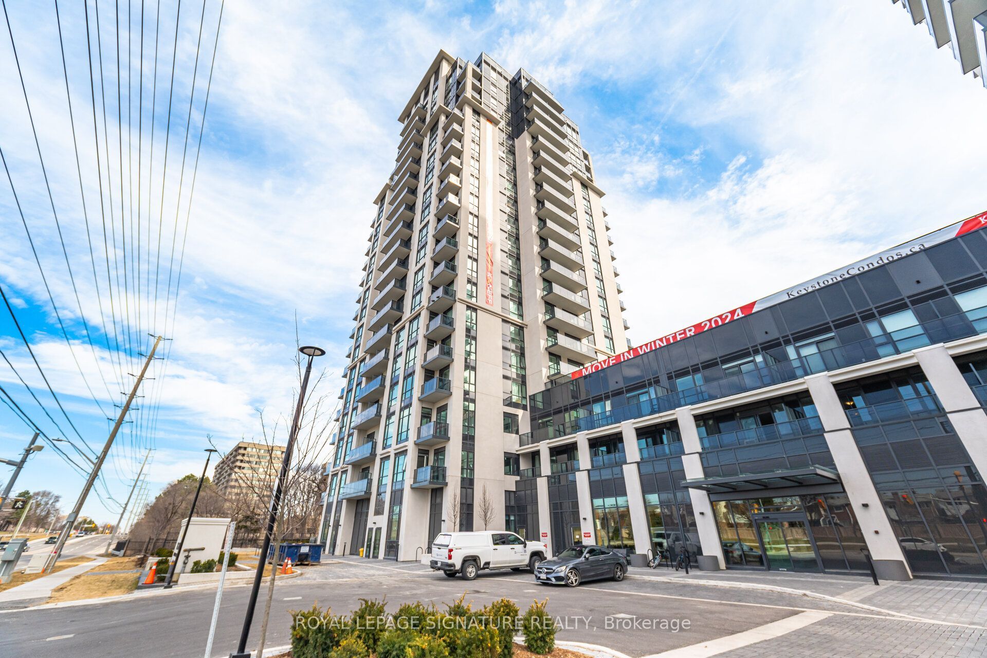 204 Burnhamthorpe Road E 1309, Mississauga, ON L5A 0B3