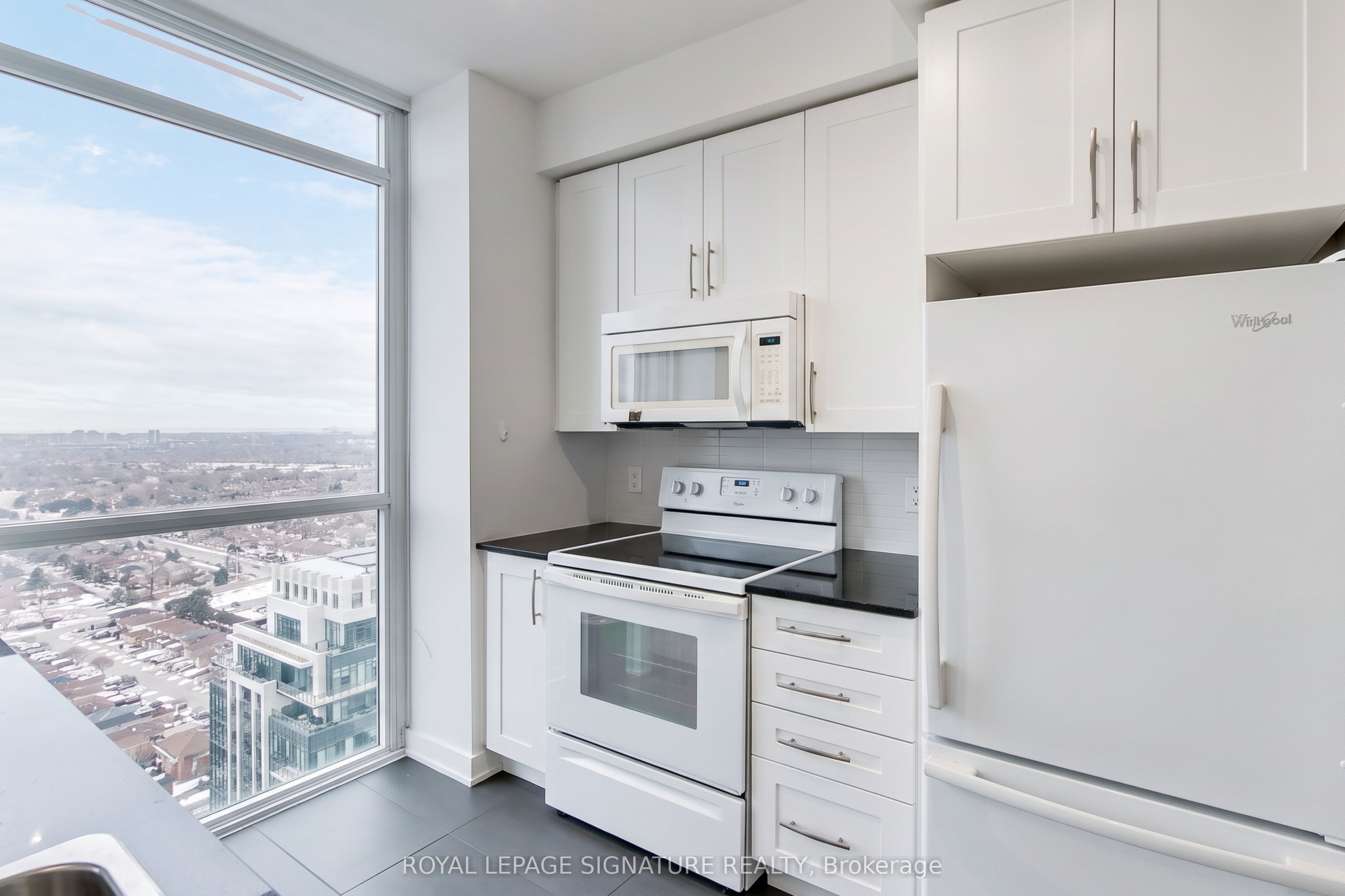 4070 Confederation Parkway 3407, Mississauga, ON L5B 0E9 photo 4