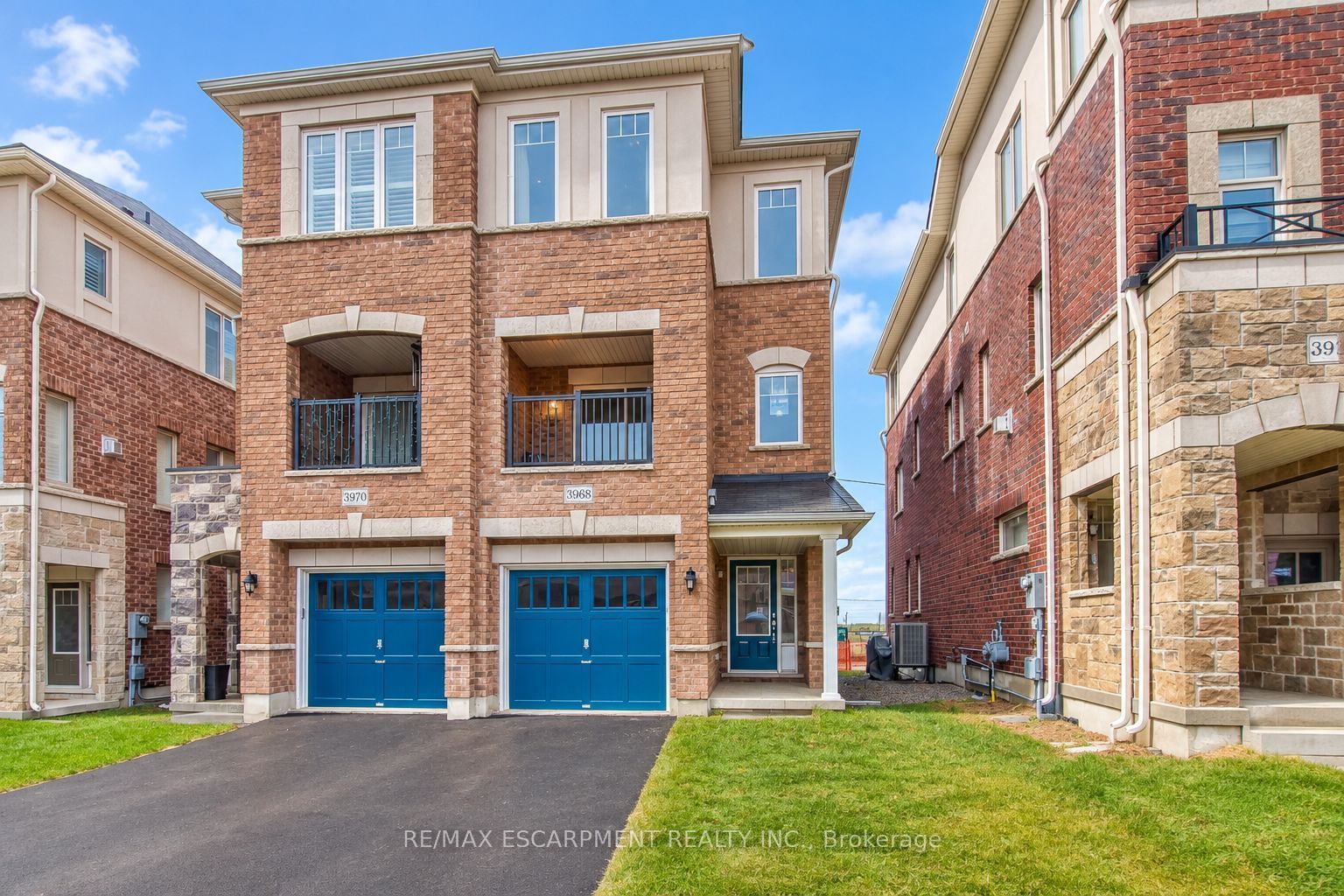 3968 Thomas Alton Boulevard, Burlington, ON L7M 2A4 photo 2