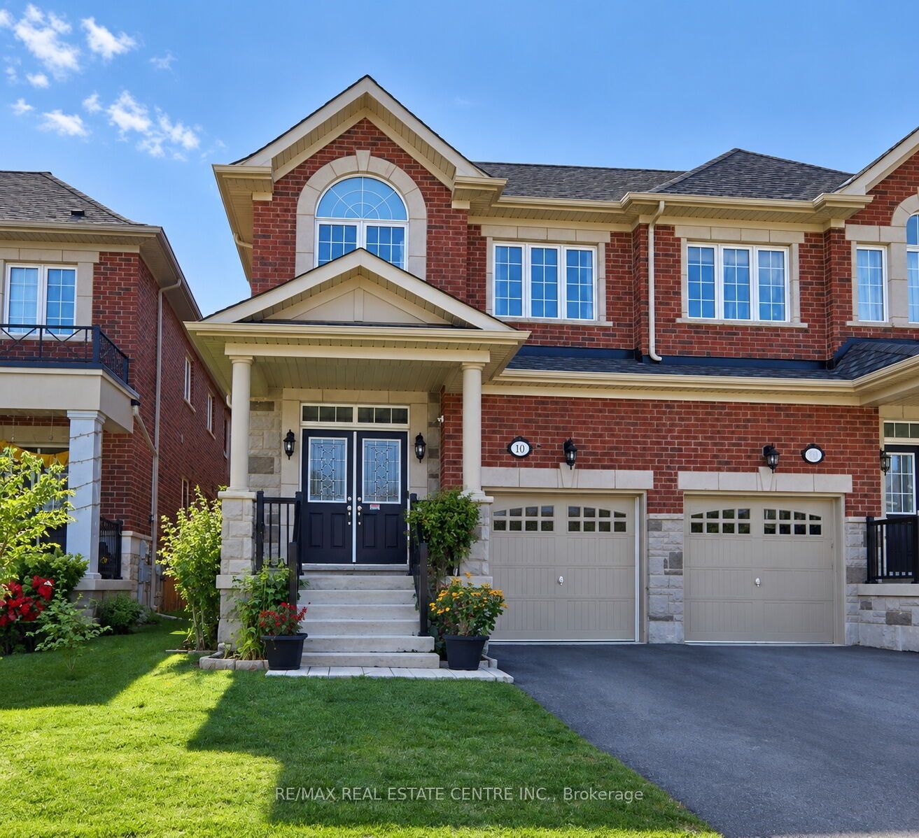 106 Branigan Crescent, Halton Hills, ON L7G 0M8