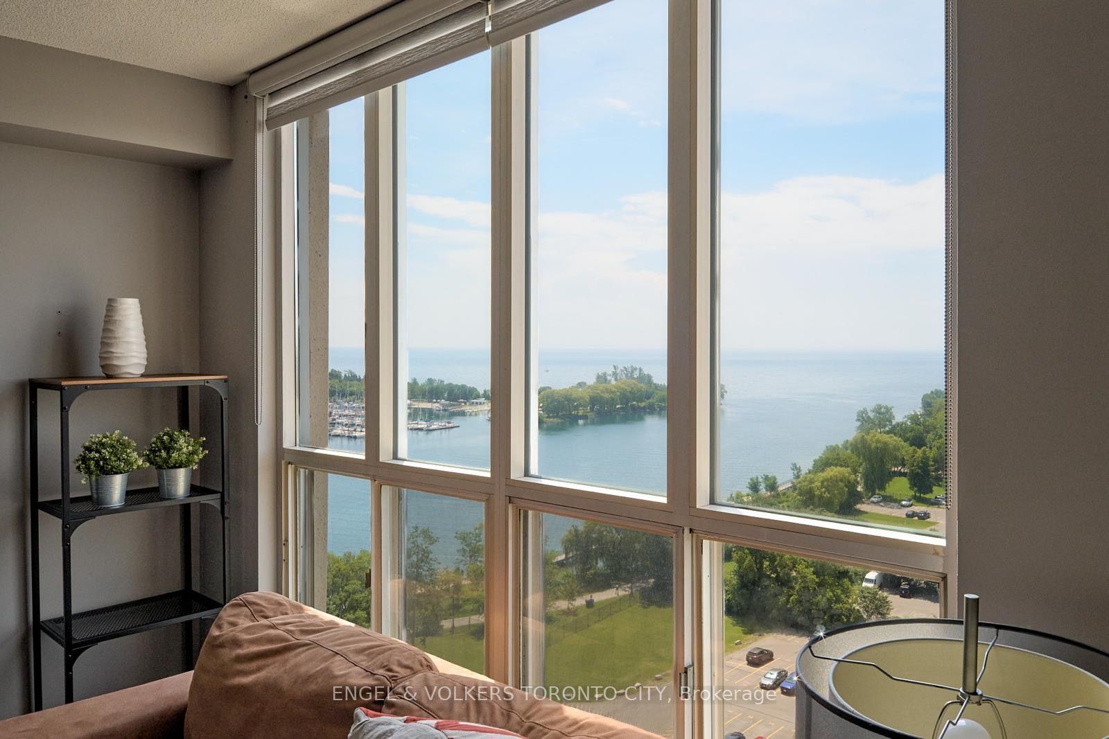 2285 Lake Shore Boulevard W 1204, Toronto, ON M8V 3X9 photo 3