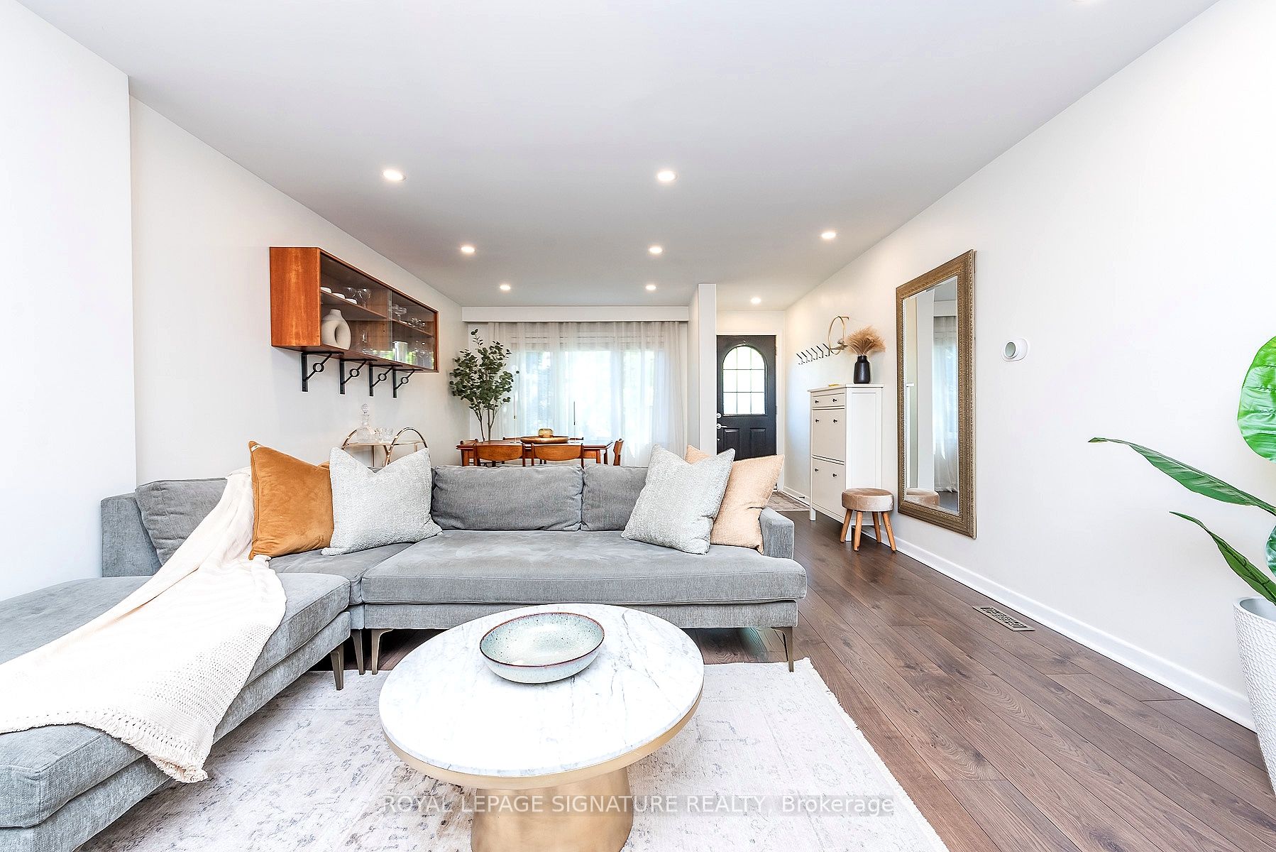 48 McRoberts Avenue, Toronto, ON M6E 4P4 photo 3