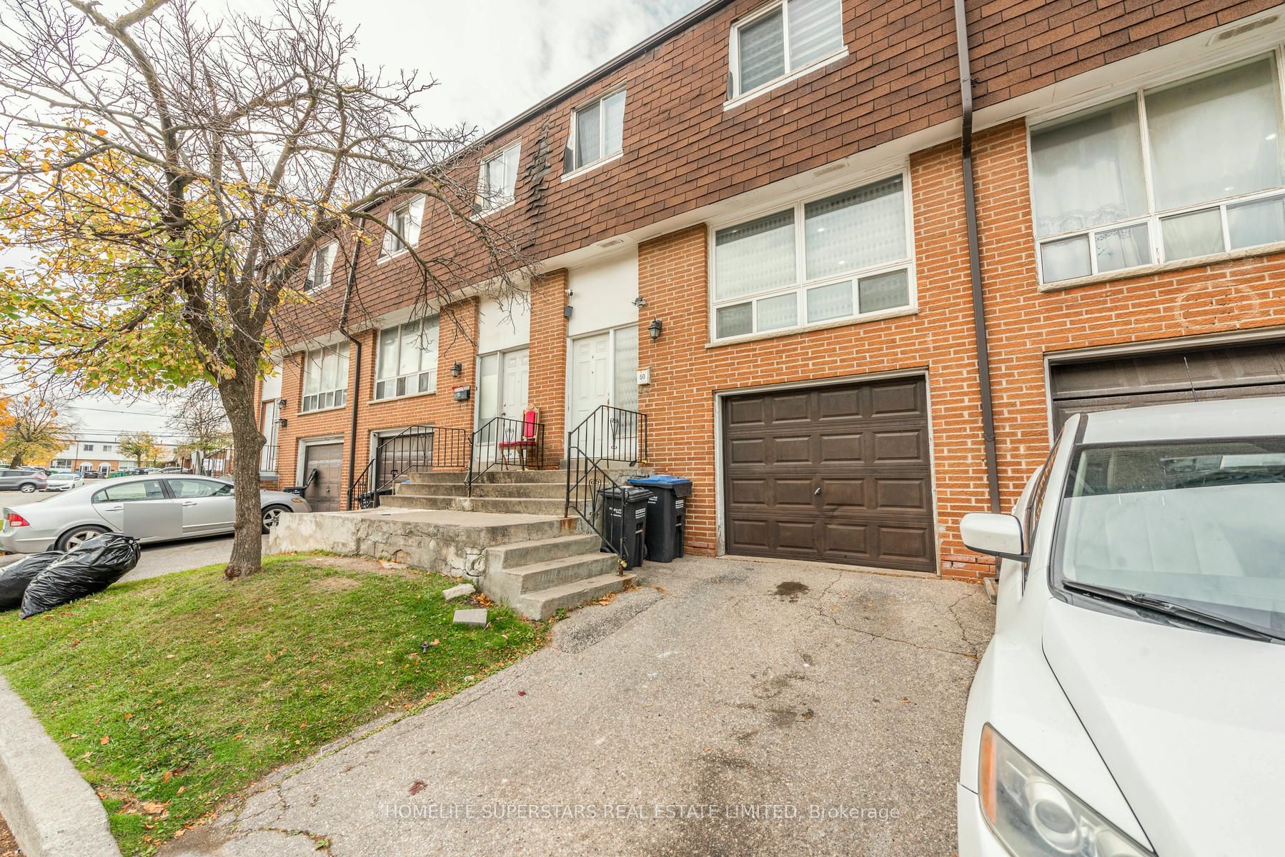 7475 Goreway Drive 50, Mississauga, ON L4T 3T3 photo 3