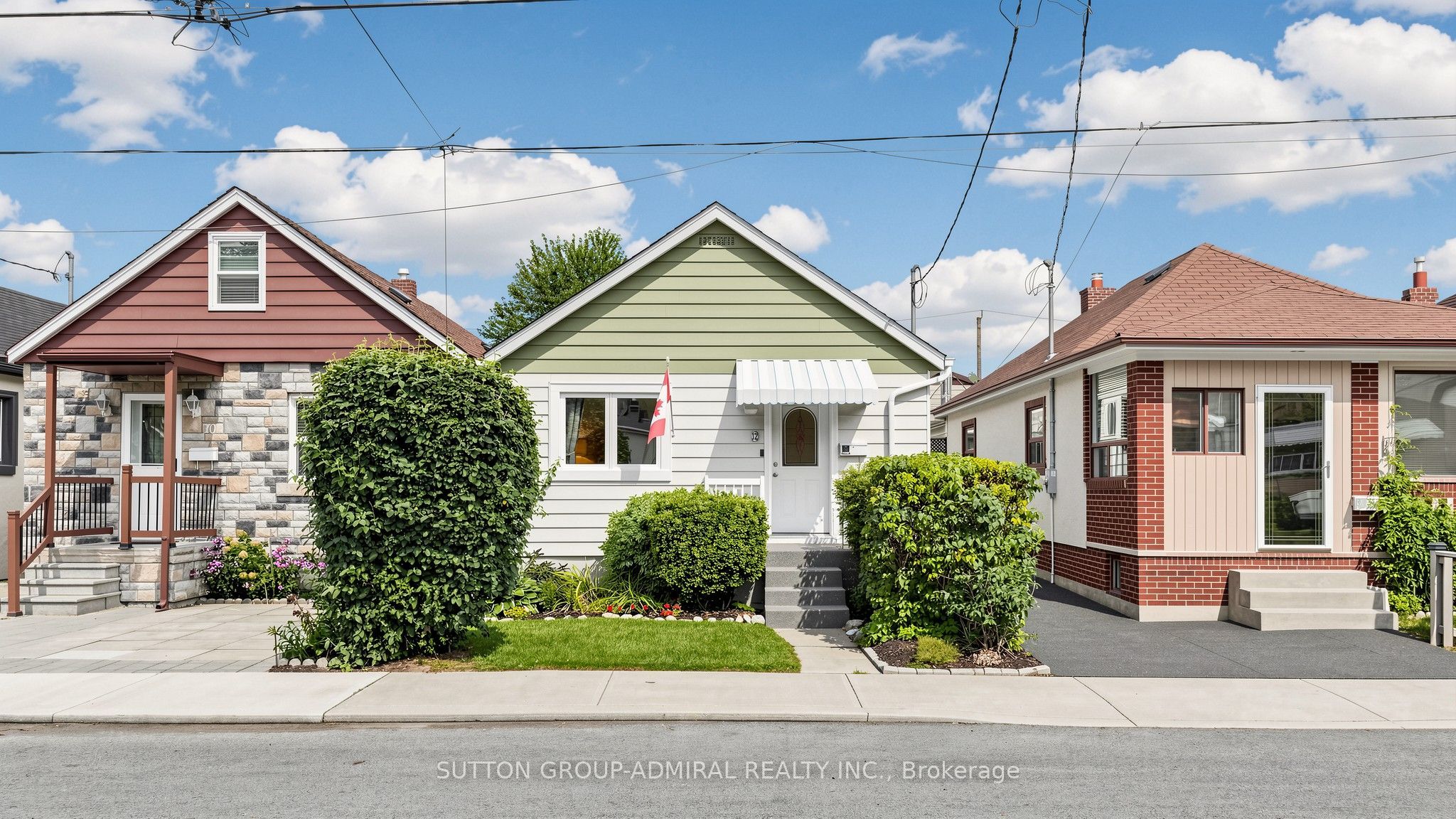12 Laxis Avenue, Toronto, ON M6M 2K5