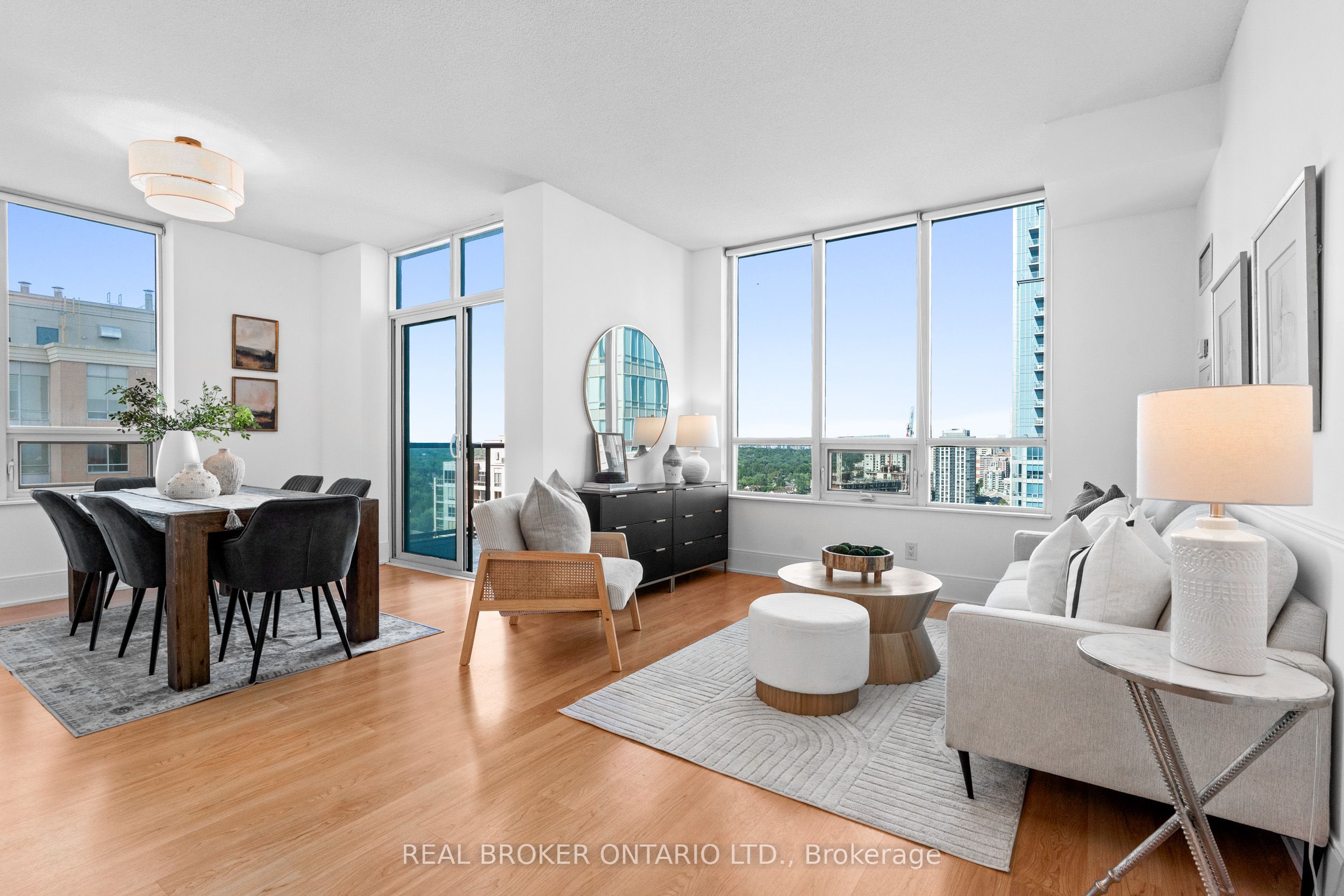 35 Viking Lane 2642, Toronto, ON M9B 0A2