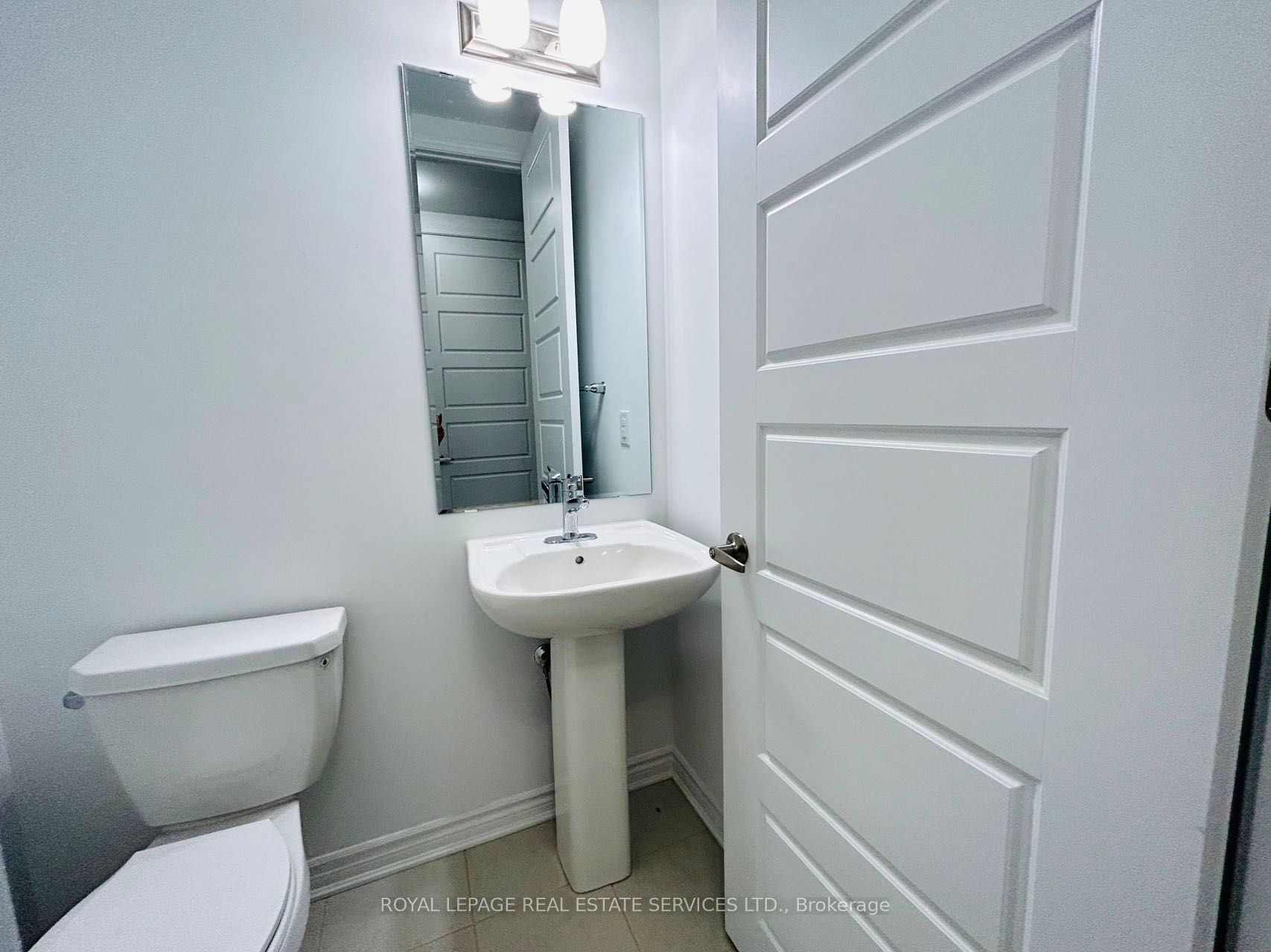 1577 Moira Crescent, Milton, ON L9E 1X8 photo 5