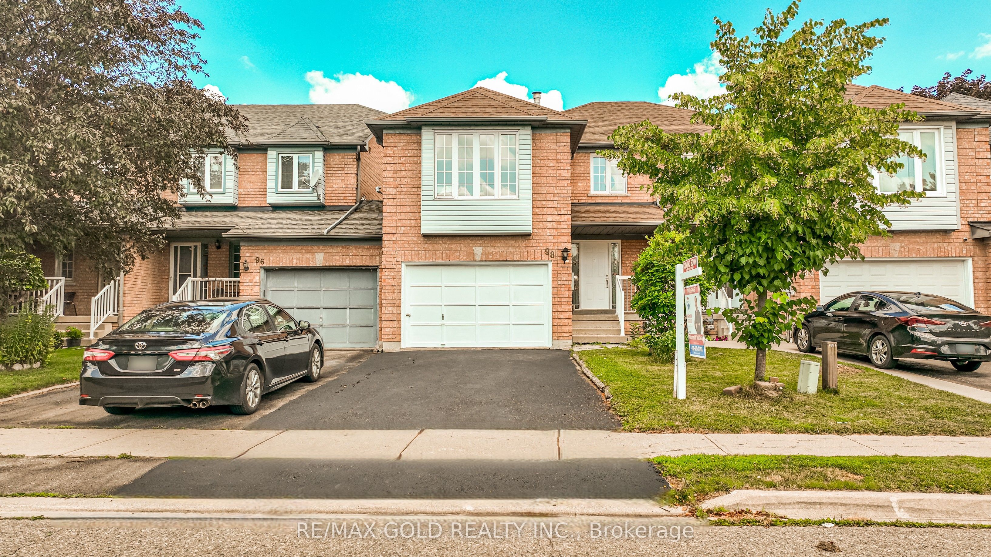 98 Sahara Trail, Brampton, ON L6R 1P4 photo 2
