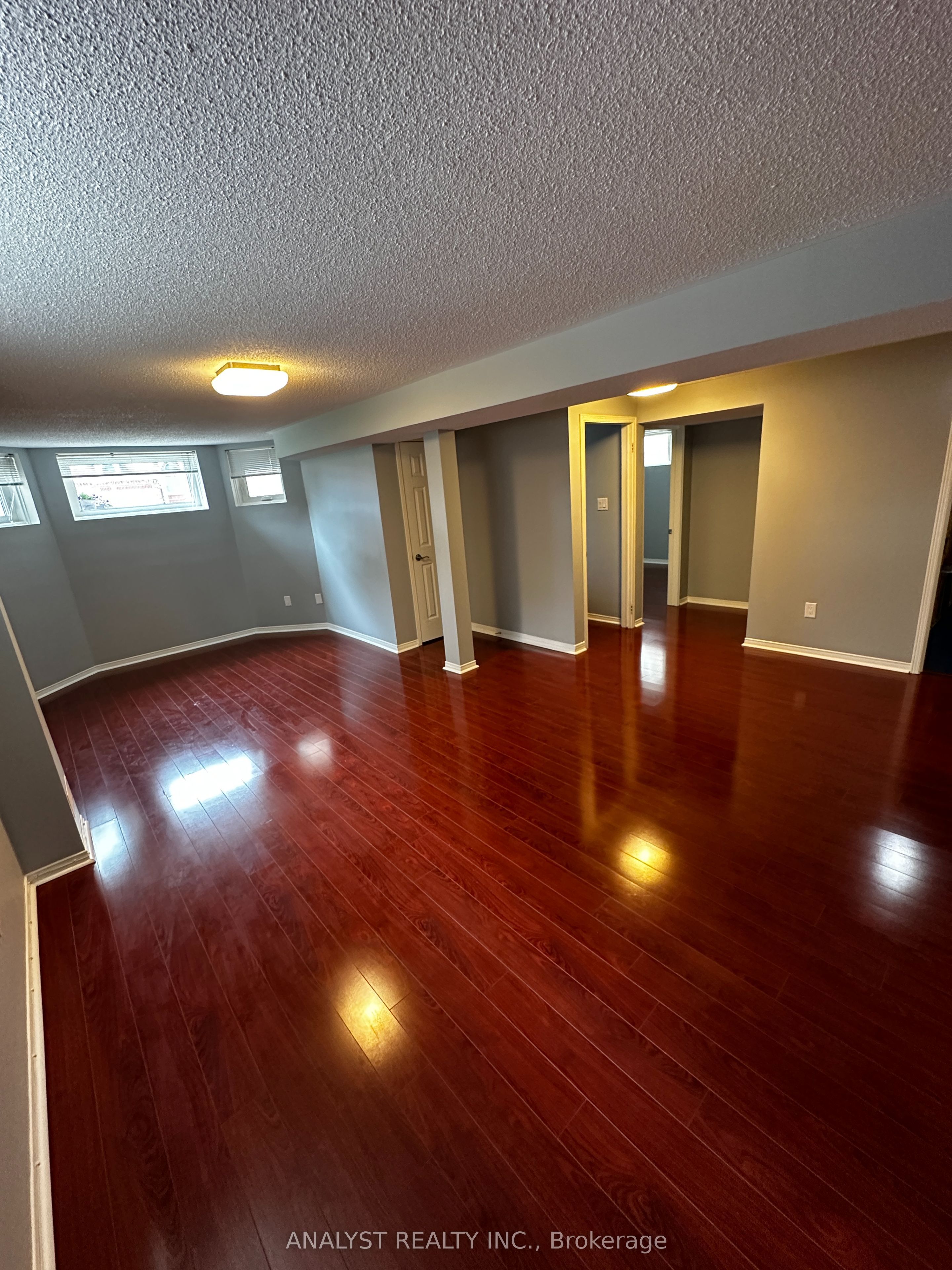 12 Arjay Trail Basement, Brampton, ON L6X 4L9 photo 4