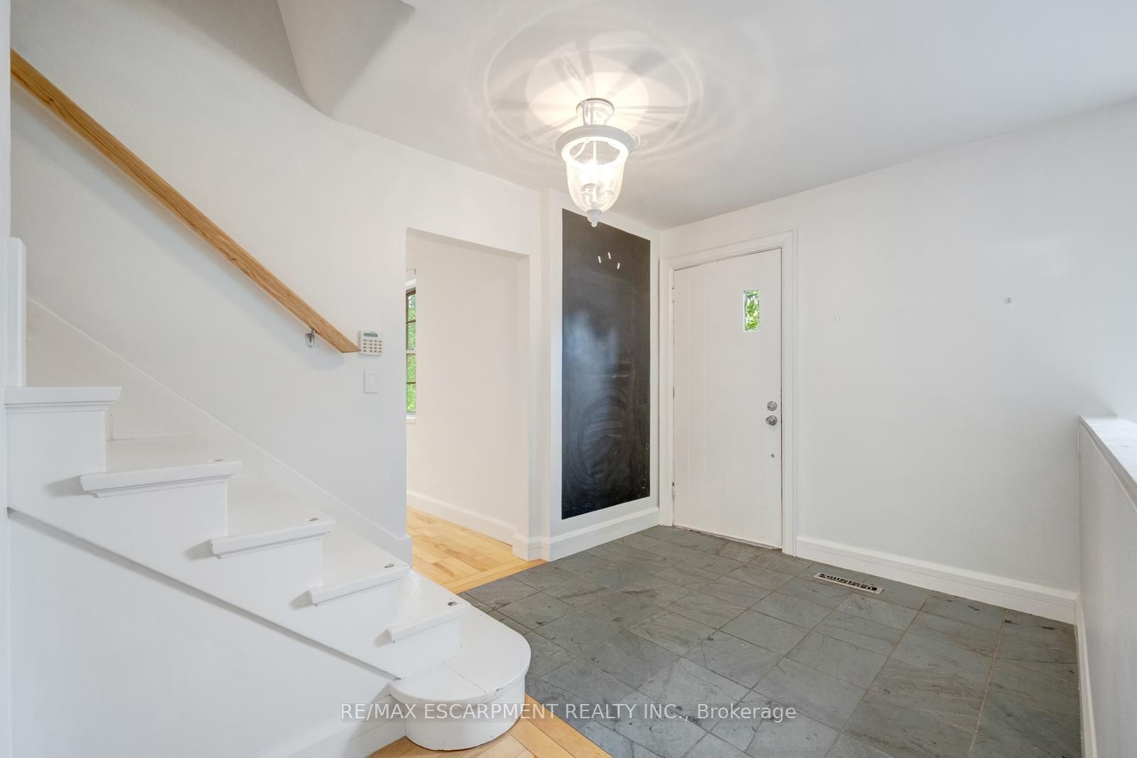 7 Washington Avenue, Oakville, ON L6K 1W5 photo 3