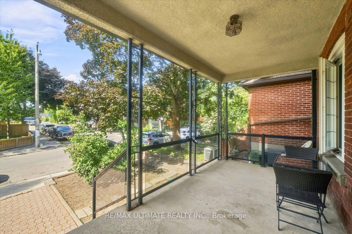 299 Delaware Avenue, Toronto, ON M6H 2T7 photo 3