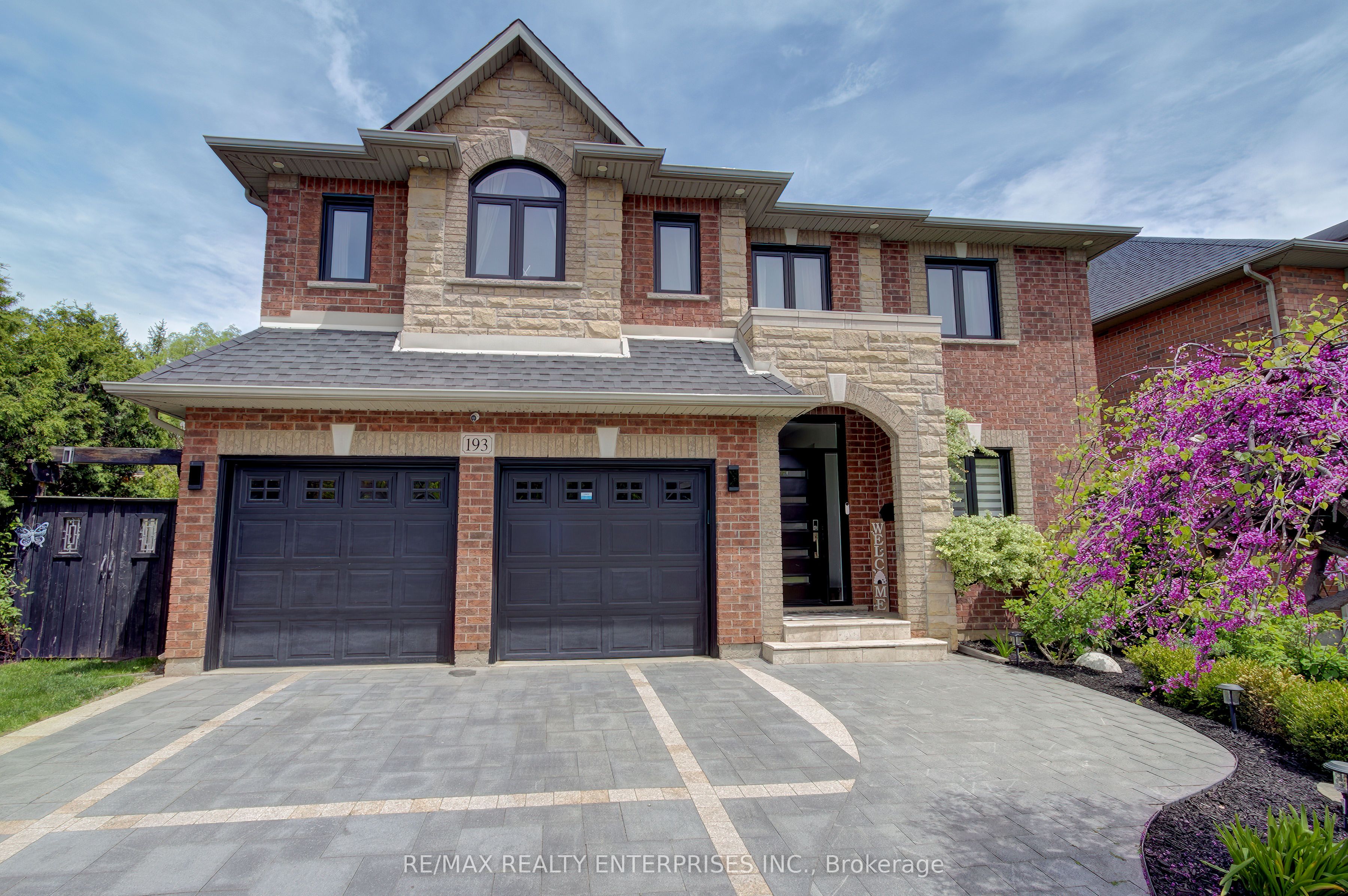 193 Teddington Place, Burlington, ON L7L 6X6 photo 2