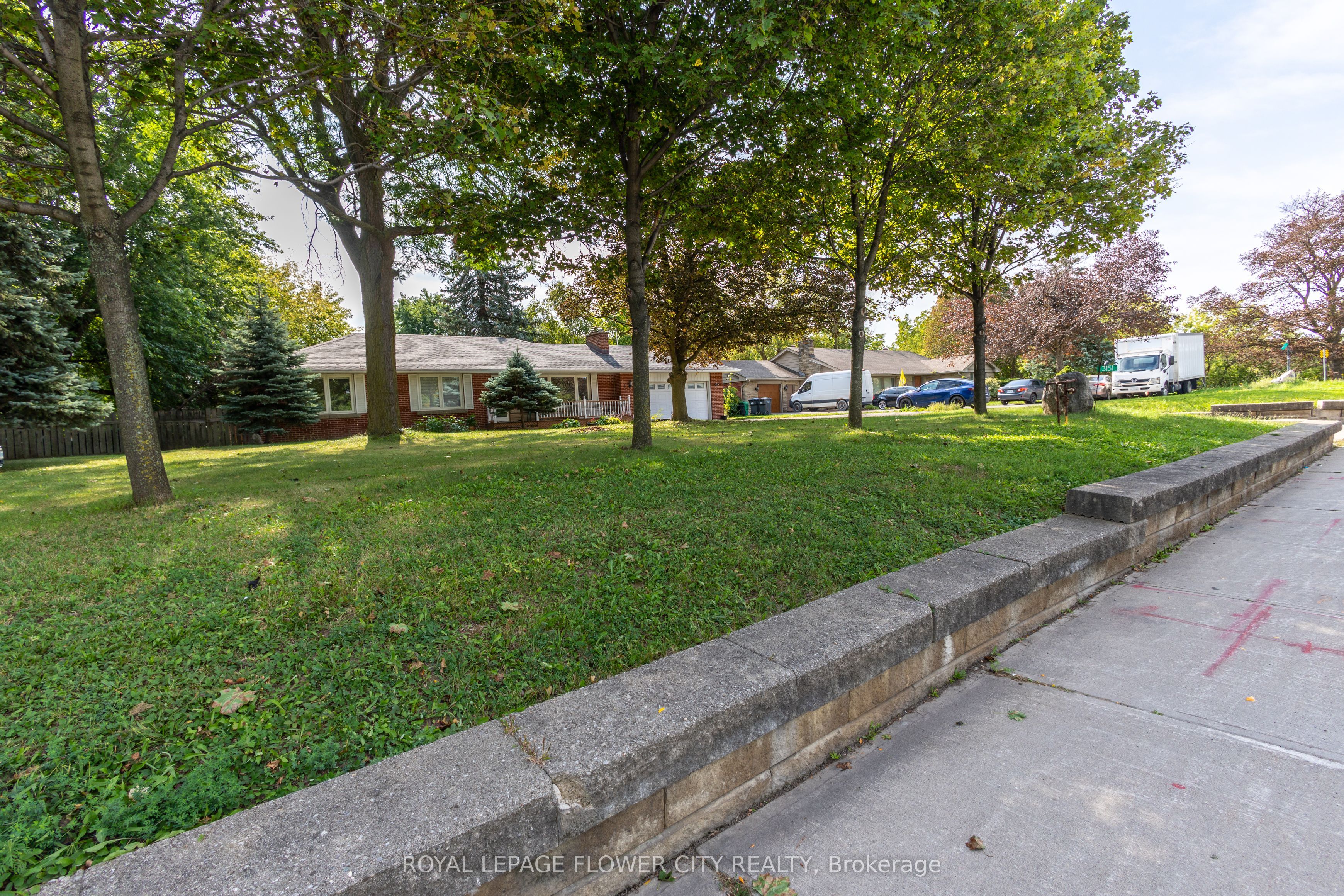 3151 Mayfield Road, Brampton, ON L6Z 4P9 photo 3
