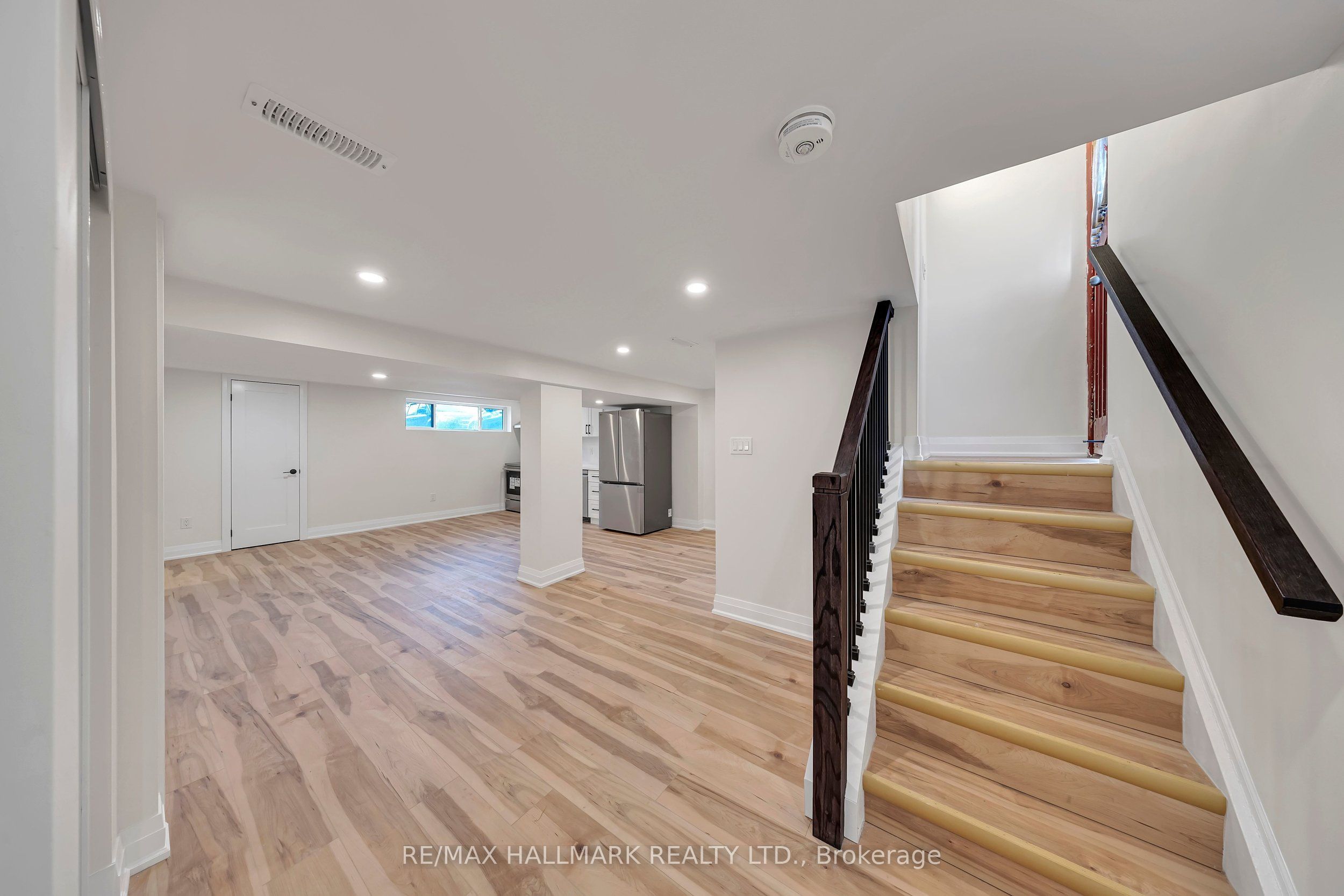 37 Brisco Street BSMT, Brampton, ON L6V 1X1 photo 4