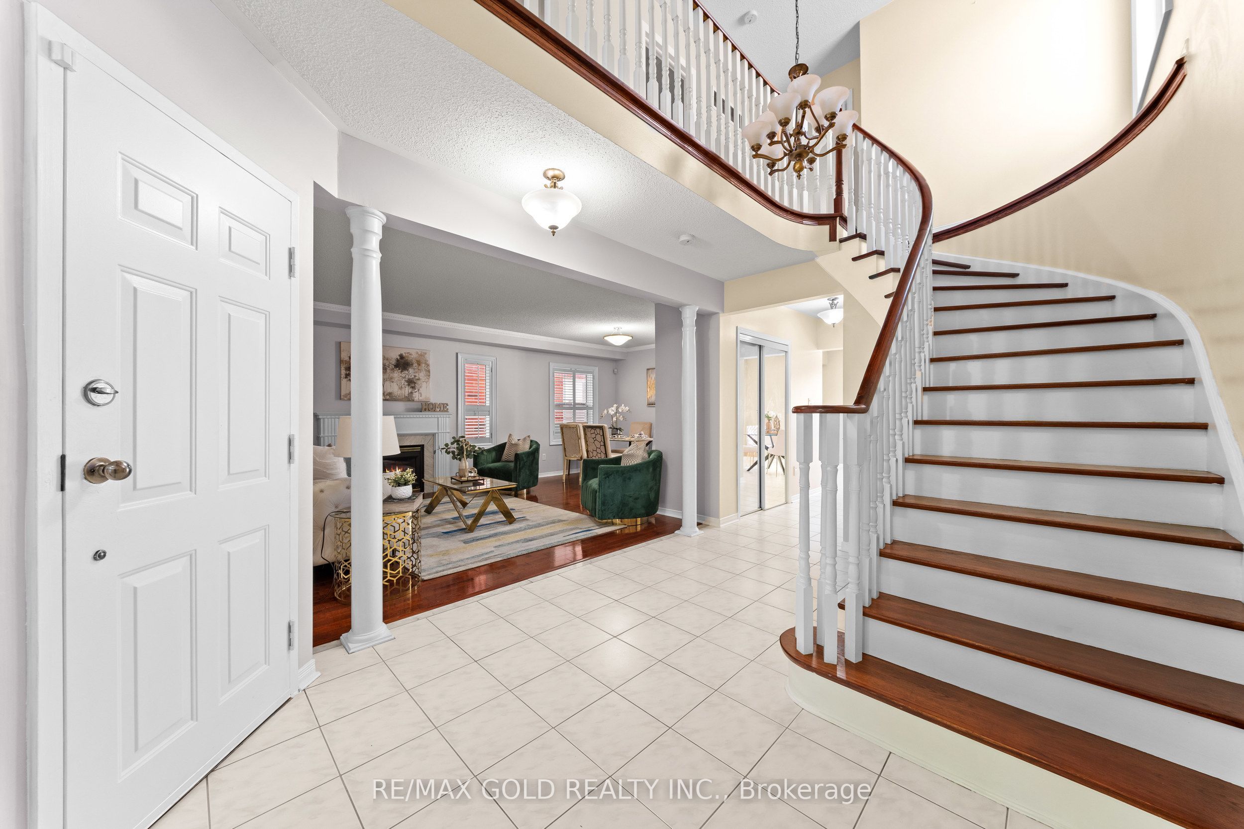21 Pacific Wind Crescent, Brampton, ON L6R 1Z9 photo 5