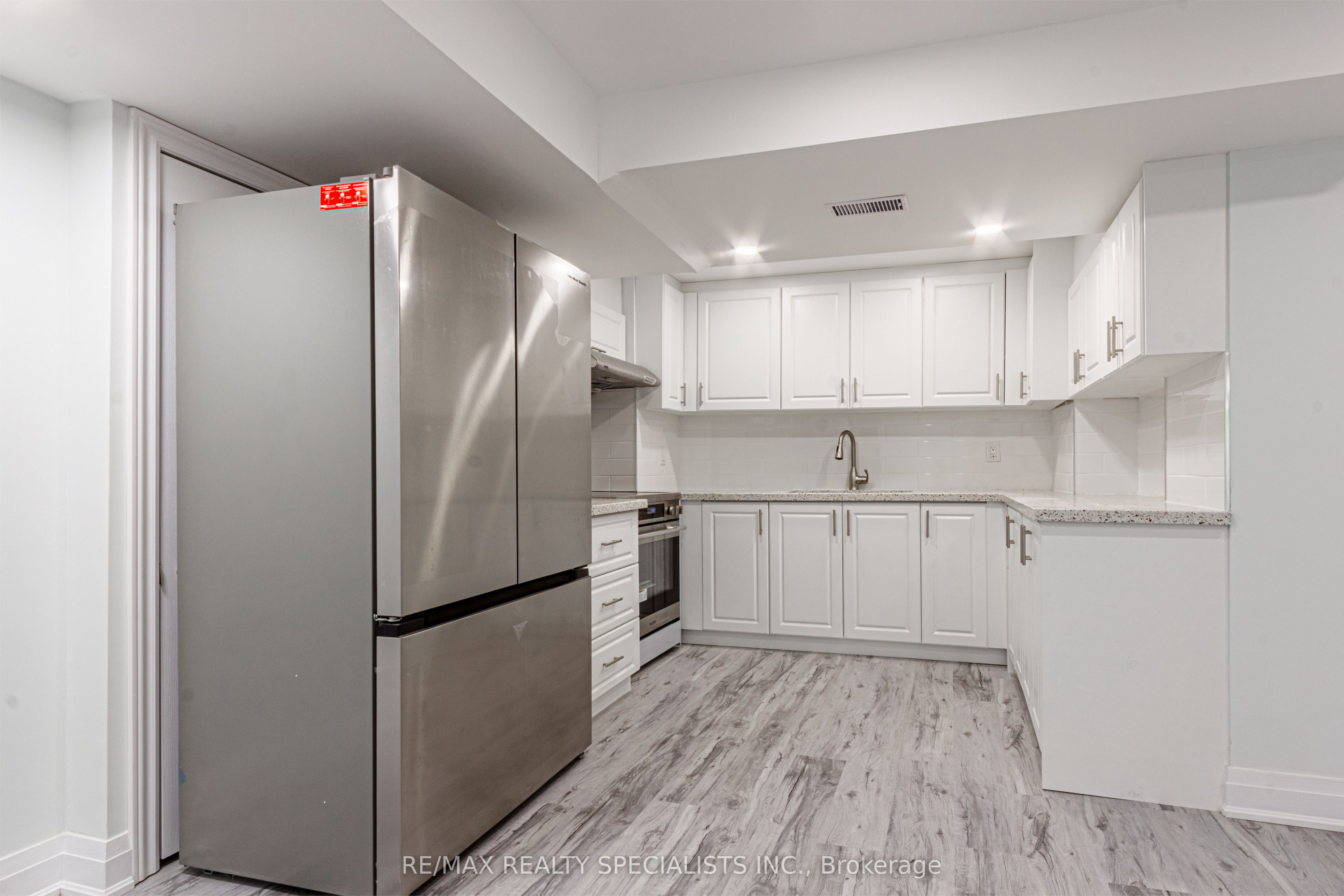 5446 Tasha Drive Lower, Mississauga, ON L5M 6N5 photo 5