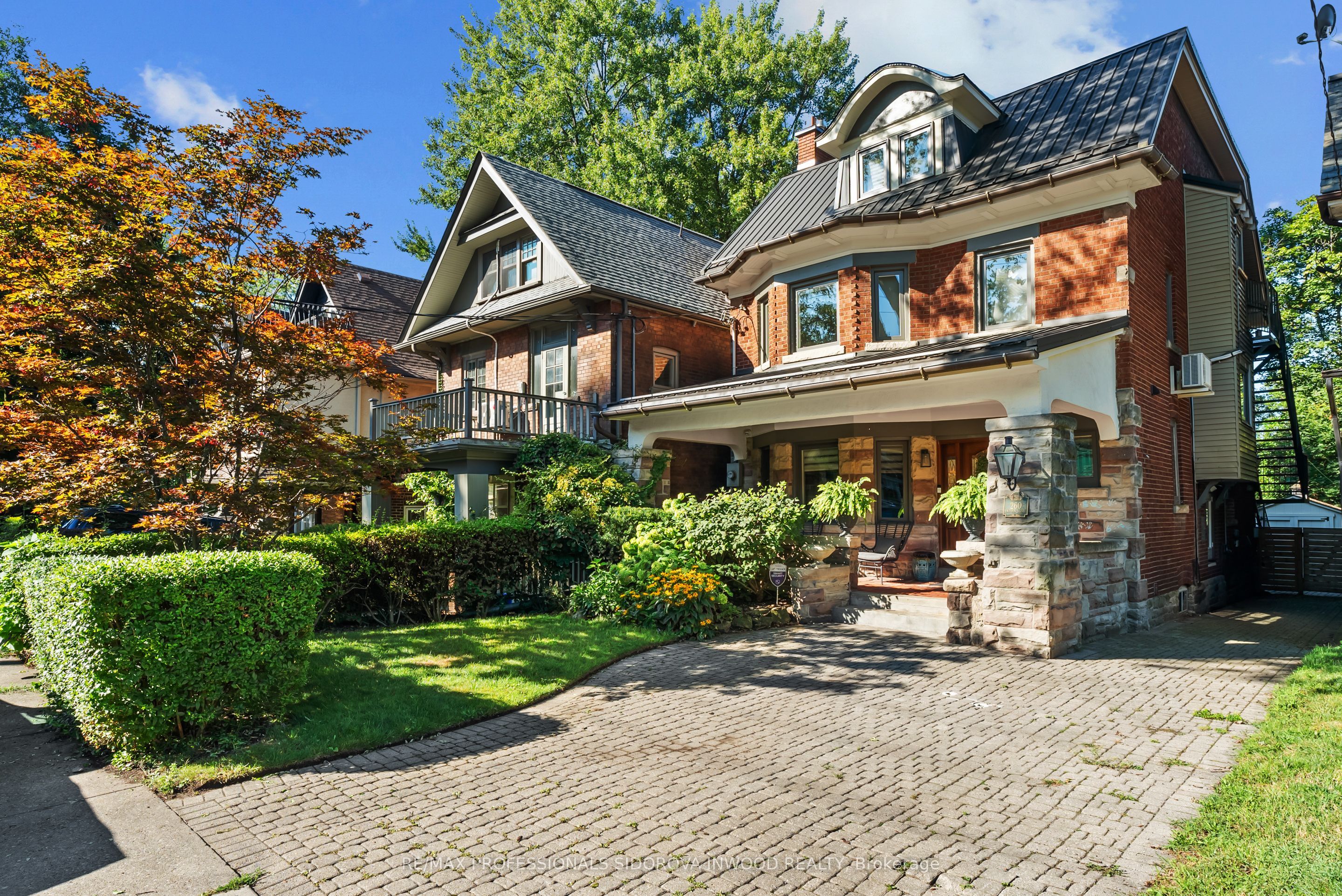 260 Indian Road, Toronto, ON M6R 2X2 photo 2