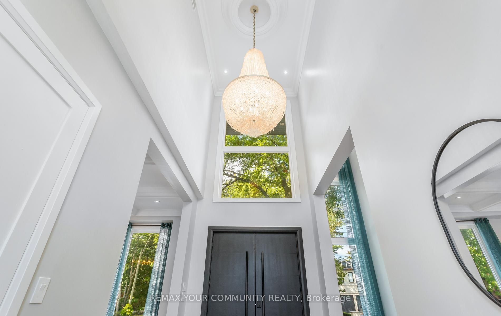 606 Stephens Crescent, Oakville, ON L6K 1Y3 photo 4
