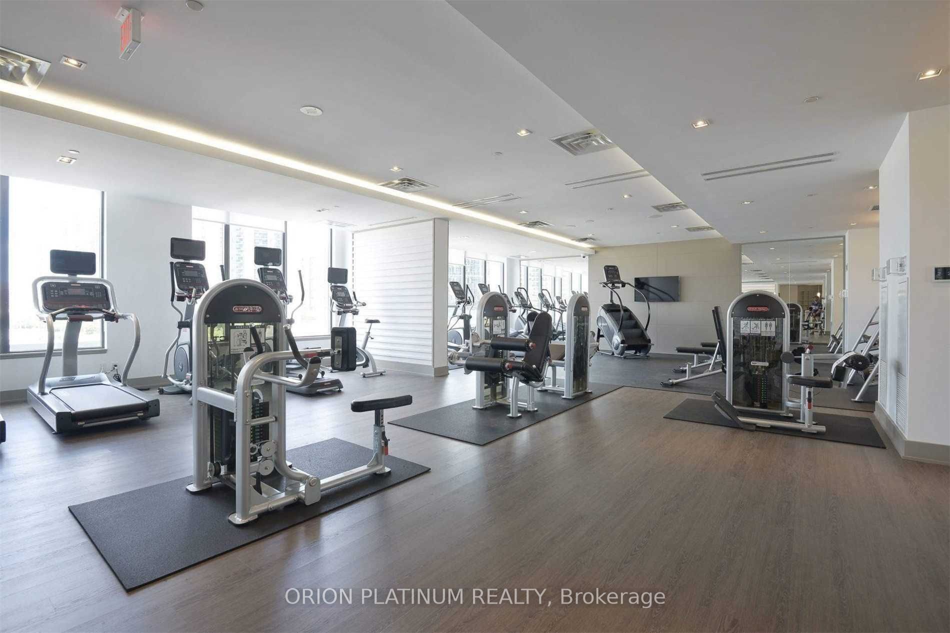 4065 Brickstone Mews 803, Mississauga, ON L5B 0G3 photo 4
